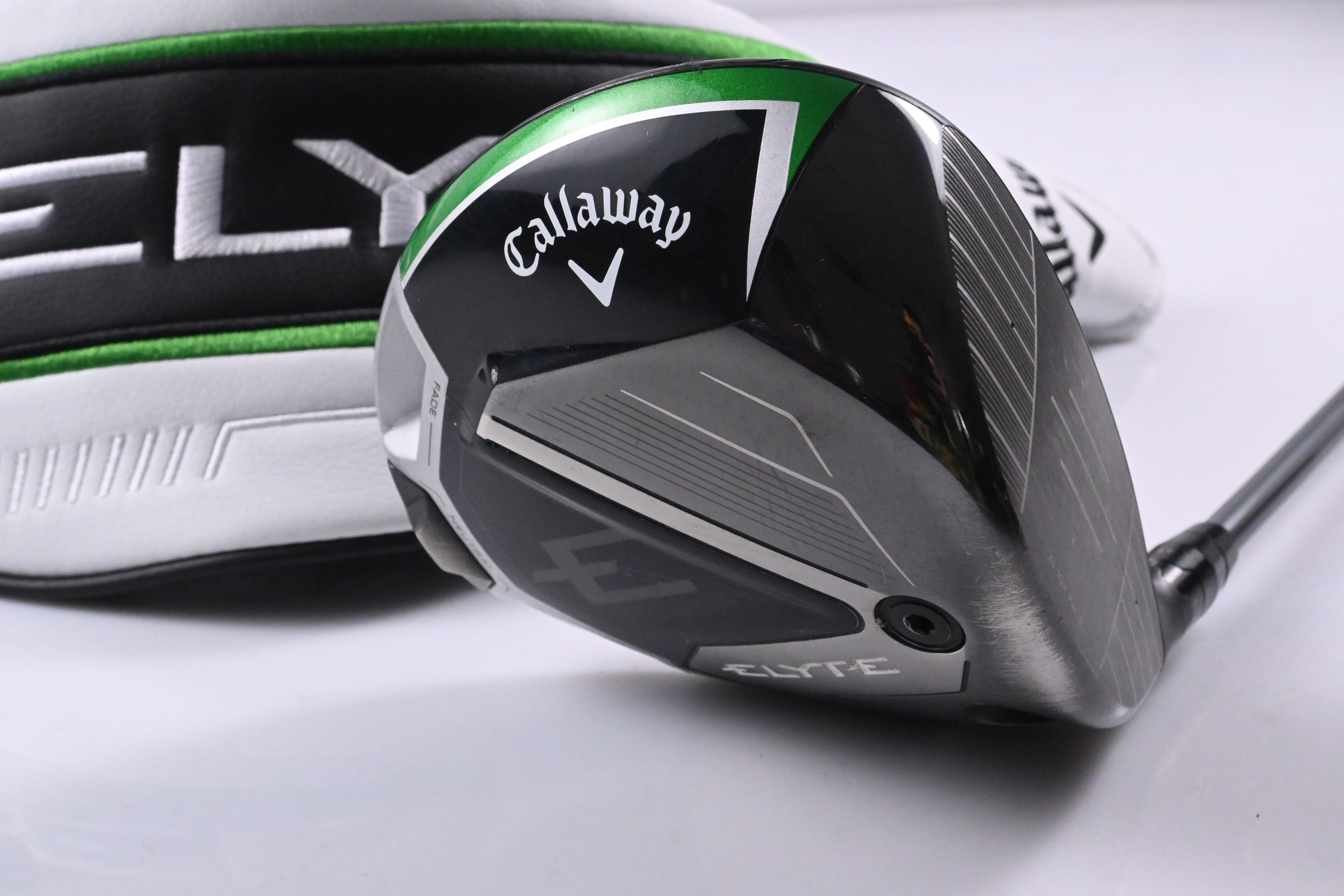 Callaway Elyte Driver / 10.5 Degree / Regular Flex Denali Charcoal 50 Shaft