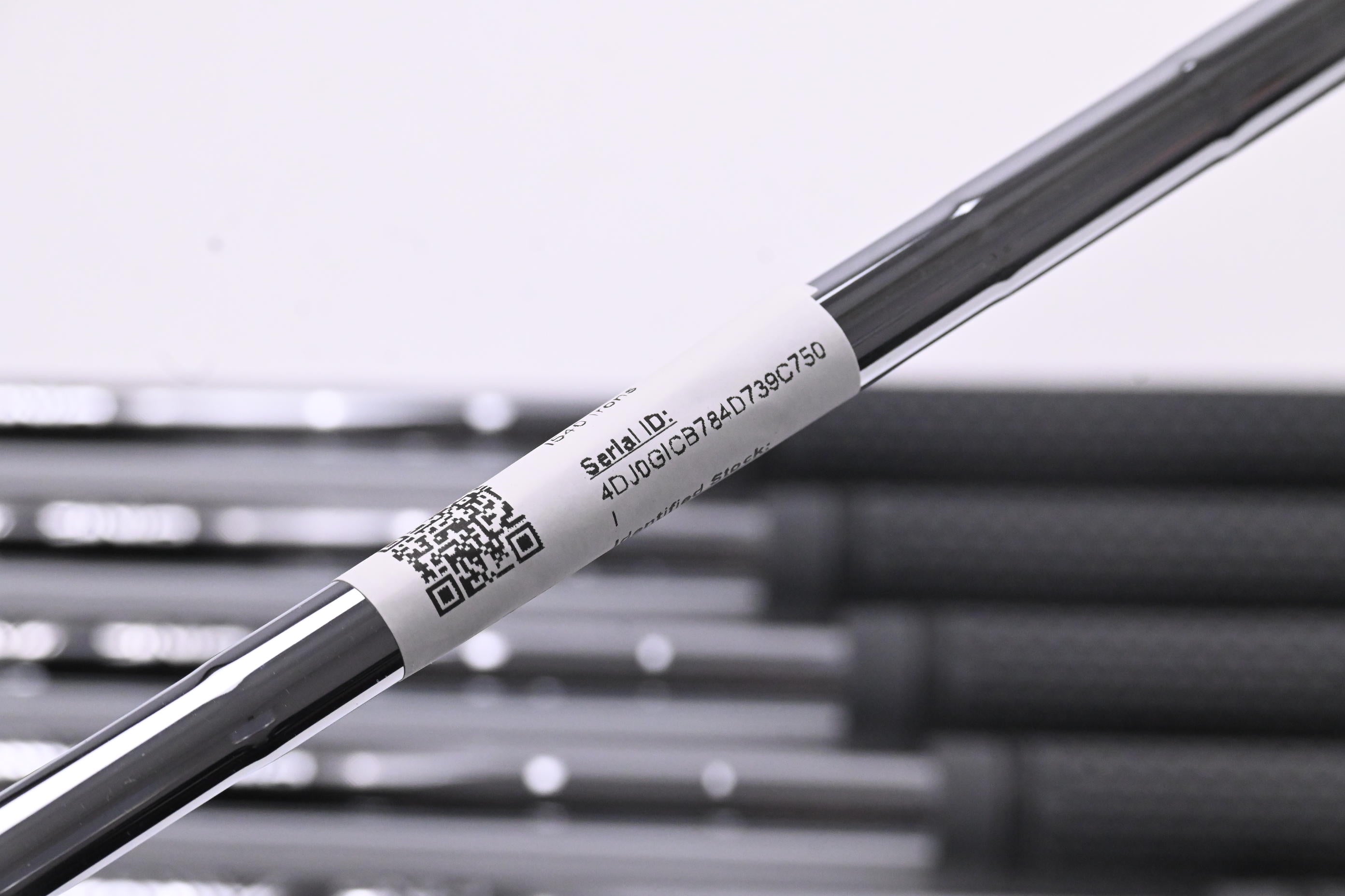 Ping i540 Irons / 5-PW / Black Dot / Regular Flex Ping AWT 3.0 Shafts