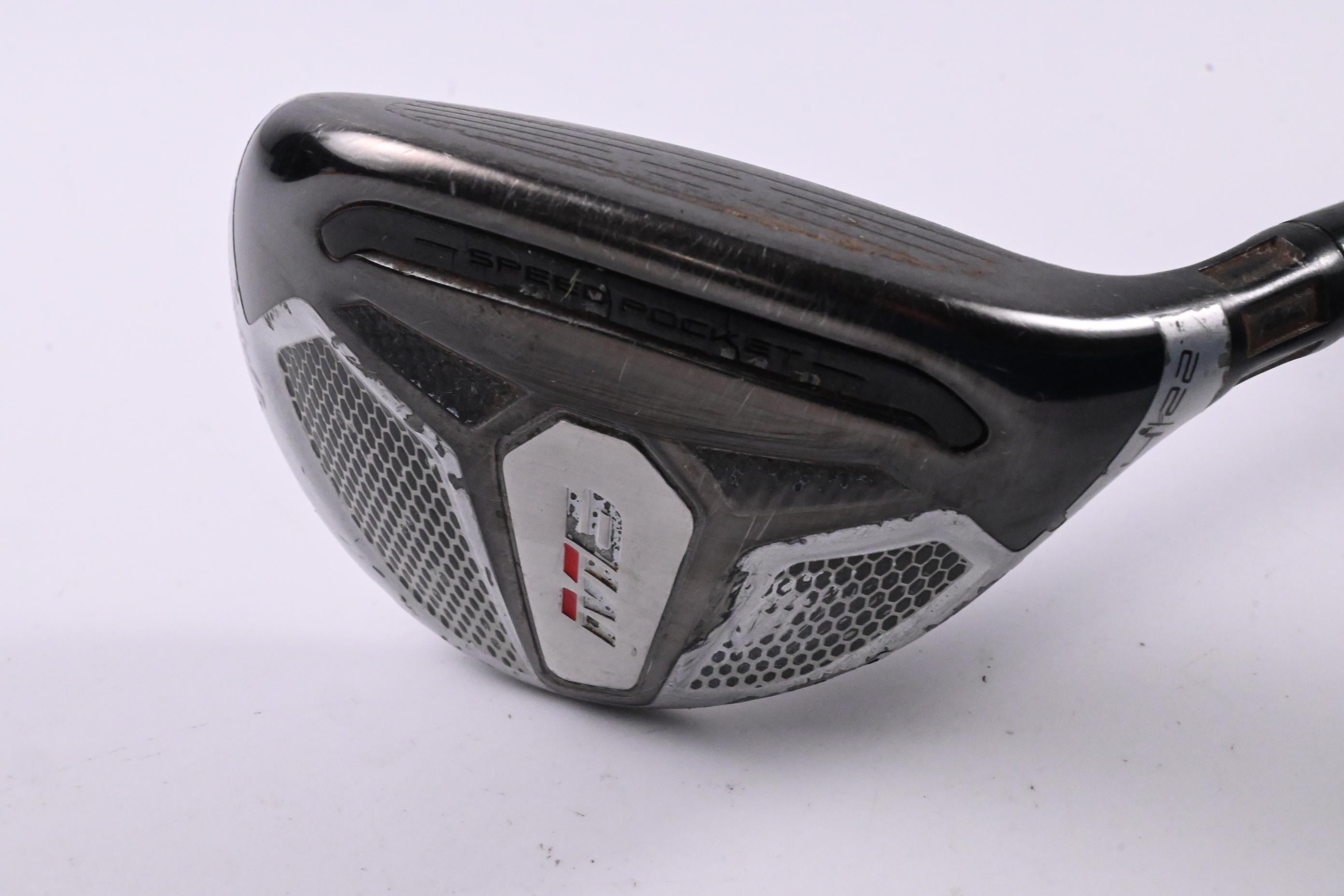 Taylormade M6 #4 Hybrid / 22 Degree / Regular Flex Fujikura Atmos Orange 6 Shaft