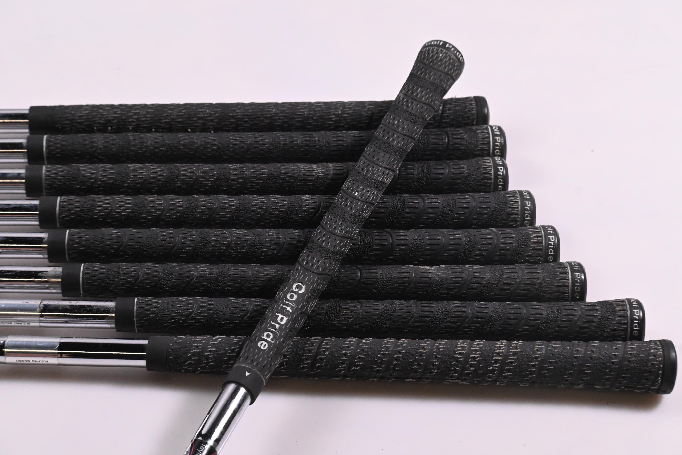 Taylormade Supersteel Irons / 4-PW+GW+SW / Stiff Flex Taylormade Shafts