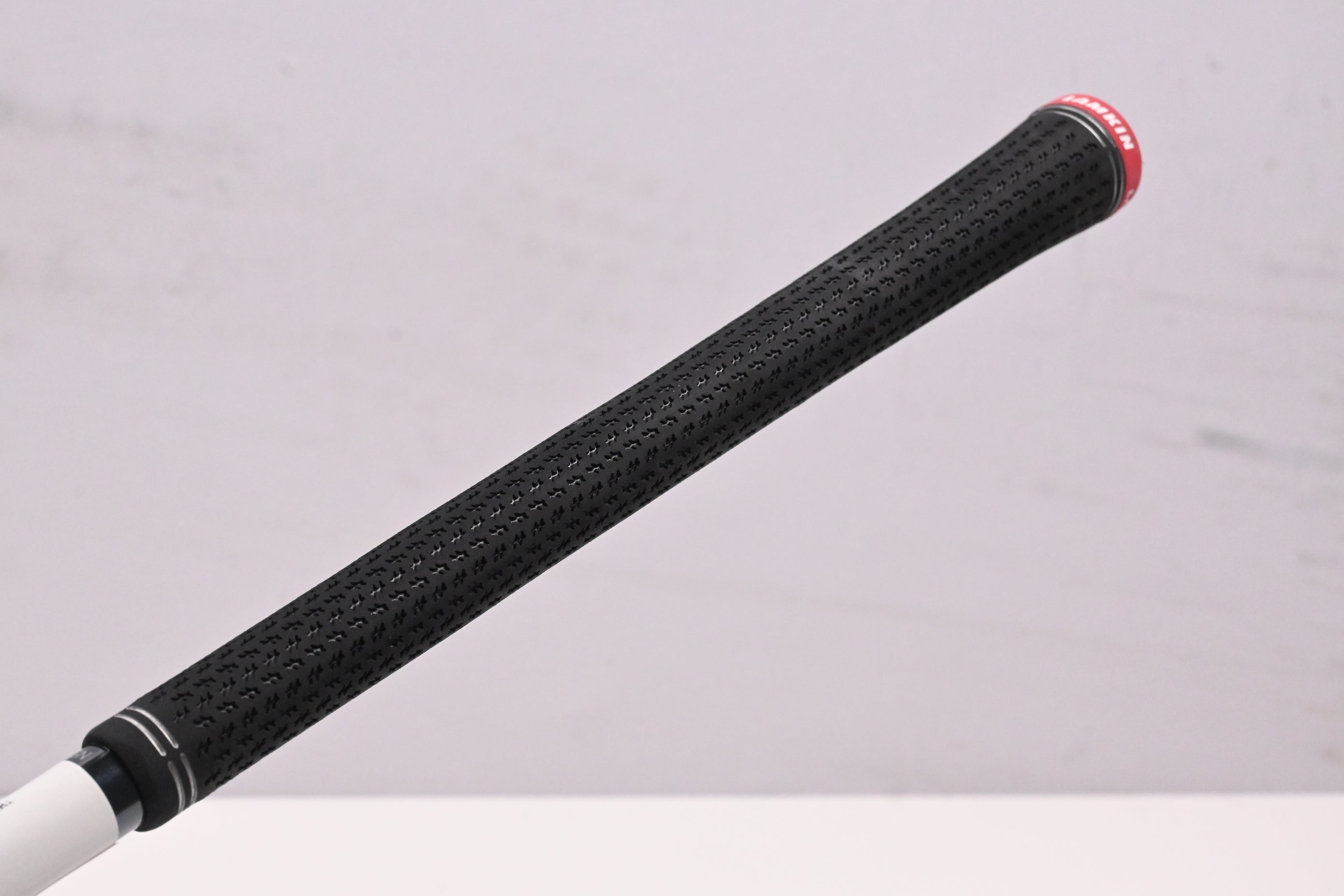 UST Mamiya LIN-Q Red 5 M40X Driver Shaft / Regular Flex / Wilson Adapter