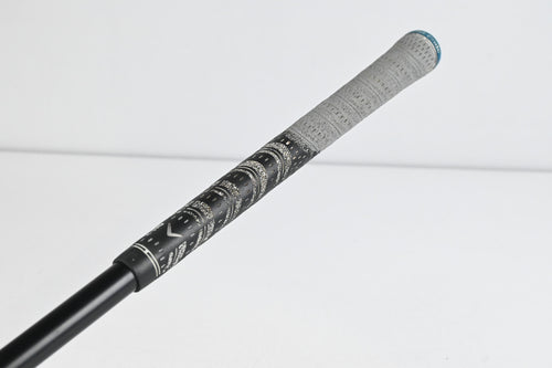 Callaway Rogue Driver / 10.5 Degree / Stiff Flex HZRDUS Yellow 76 Shaft