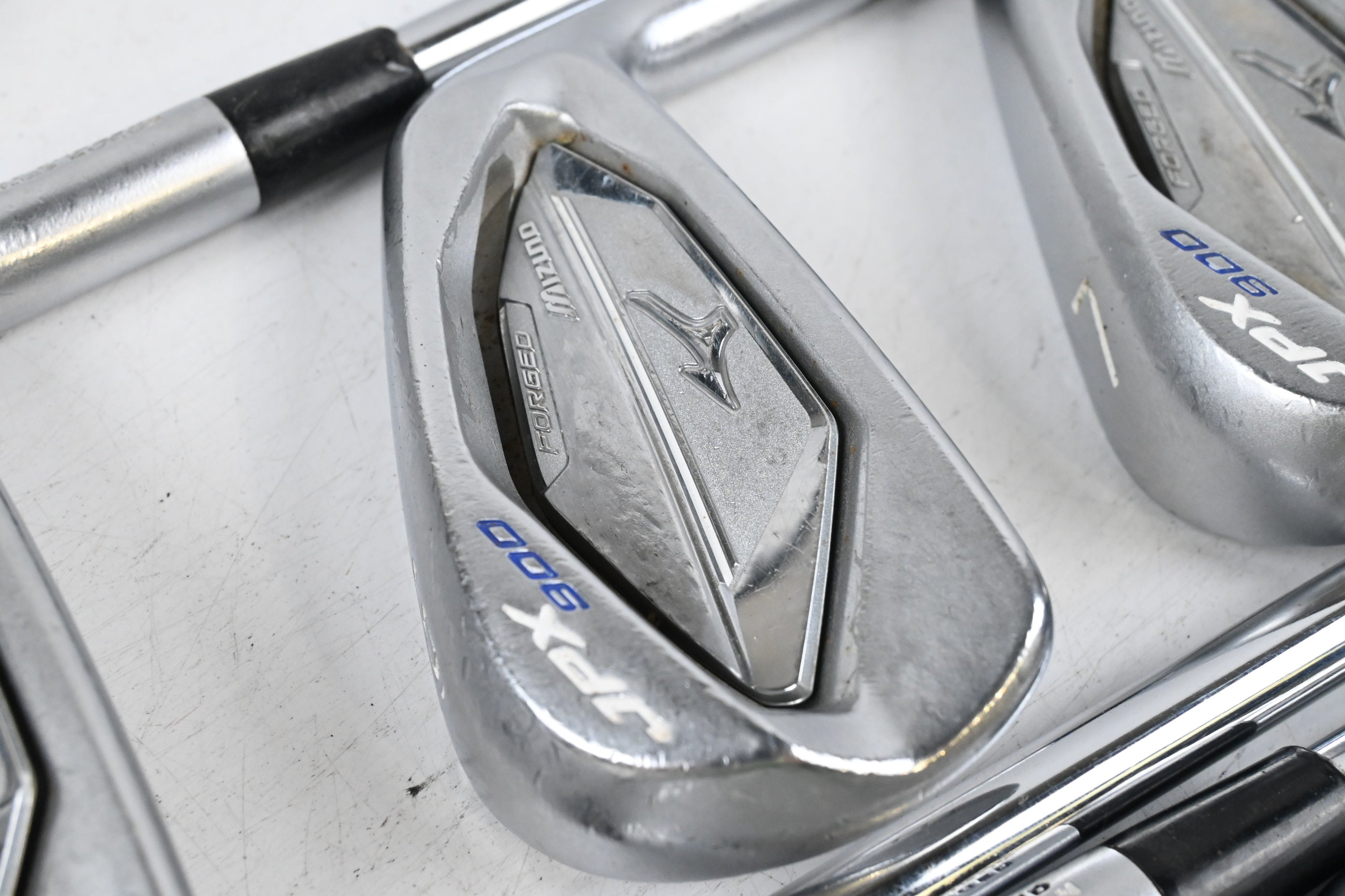 Mizuno JPX 900 Forged Irons / 5-PW+GW / Stiff Flex N.S.Pro Modus3 Tour 105
