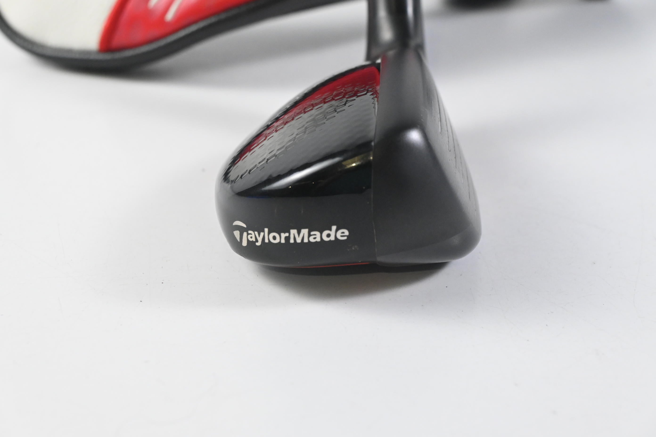 Taylormade Stealth 2 Plus #4 Hybrid / 23 Degree / Regular Flex Accra GX Blue 100H