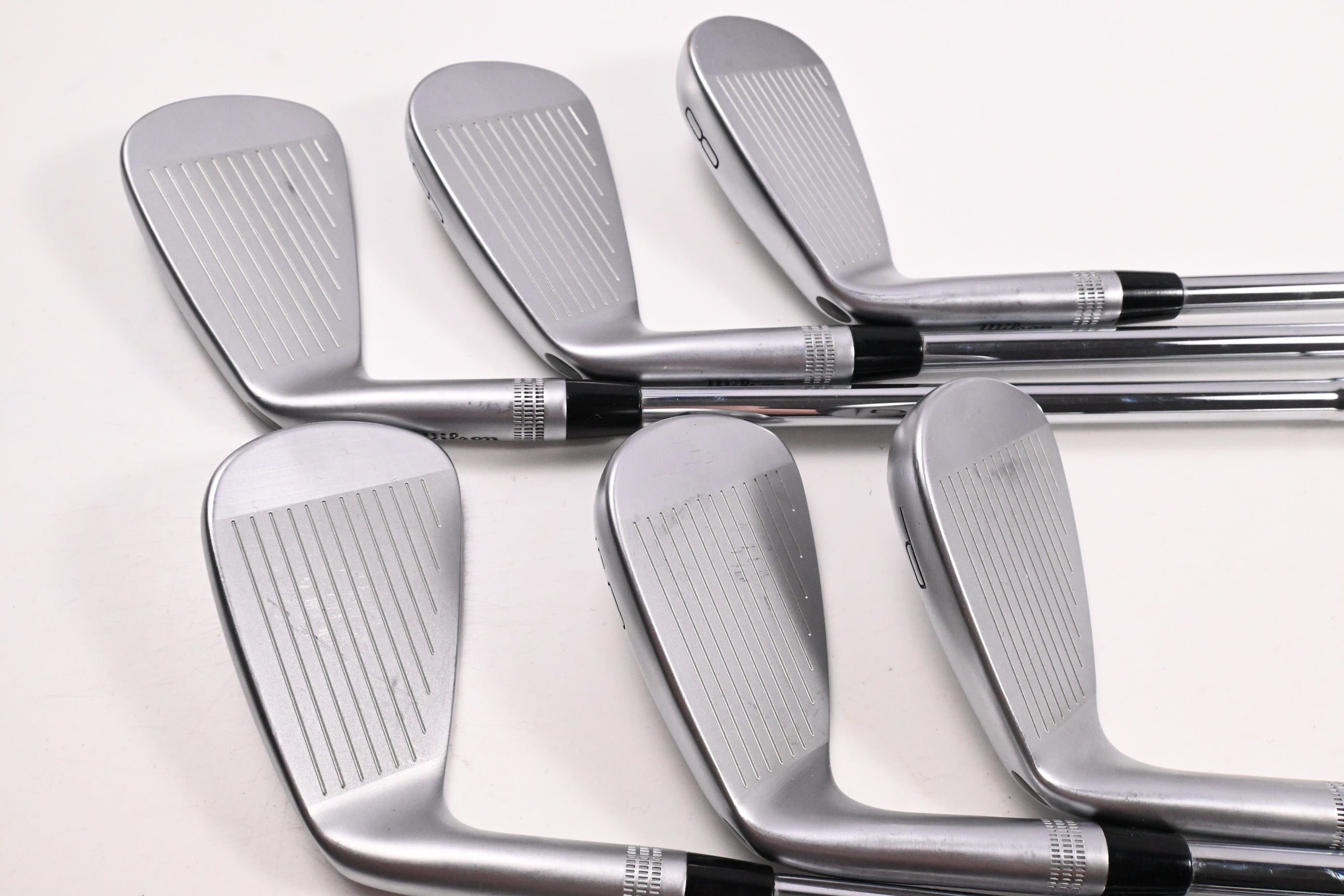 Wilson Staff Model Blade 2026 Irons / 5-PW / Stiff Flex Dynamic Gold Mid 115