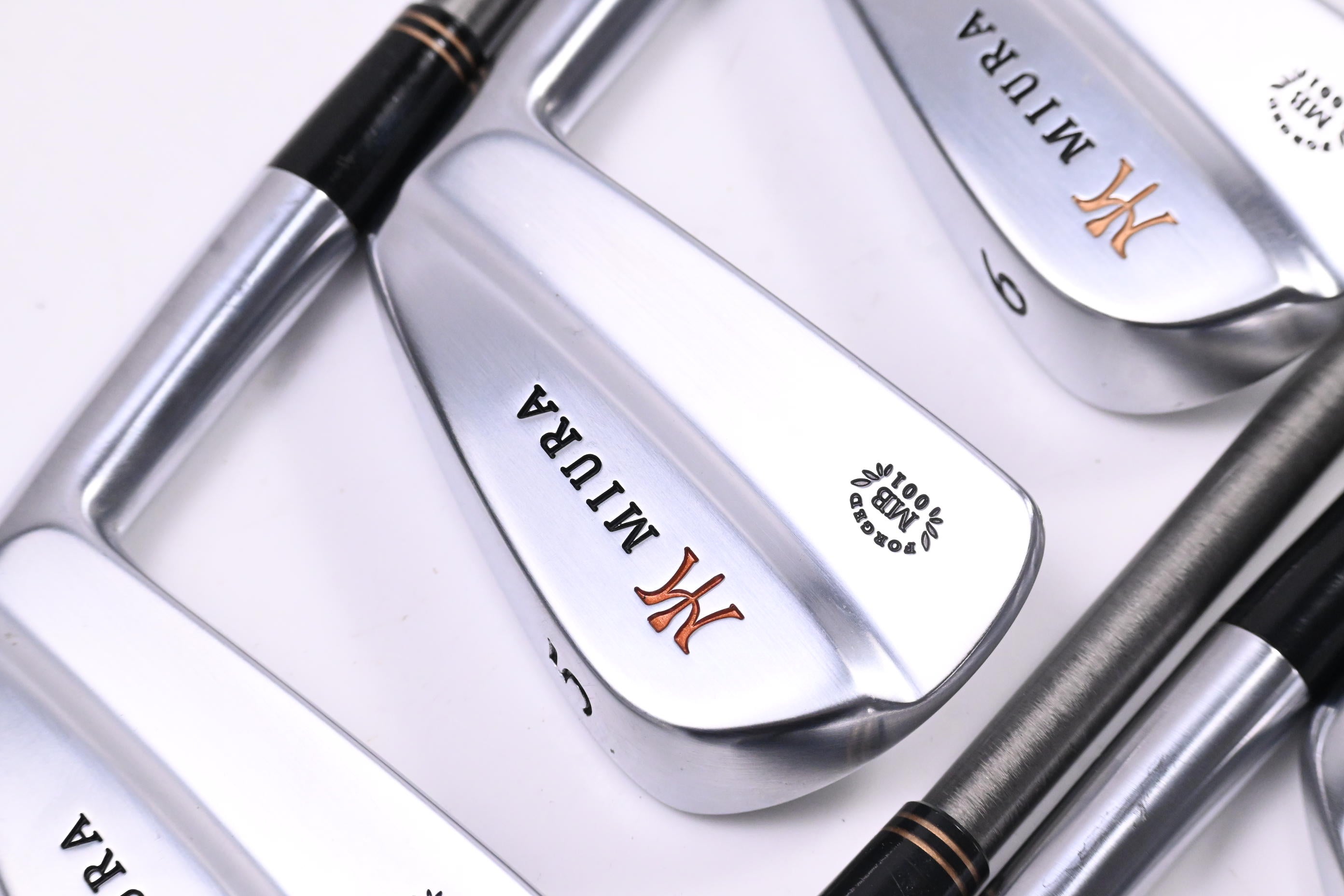 Miura MB-001 Irons / 4-PW / Stiff Flex Aerotech Steelfiber i95 Shafts