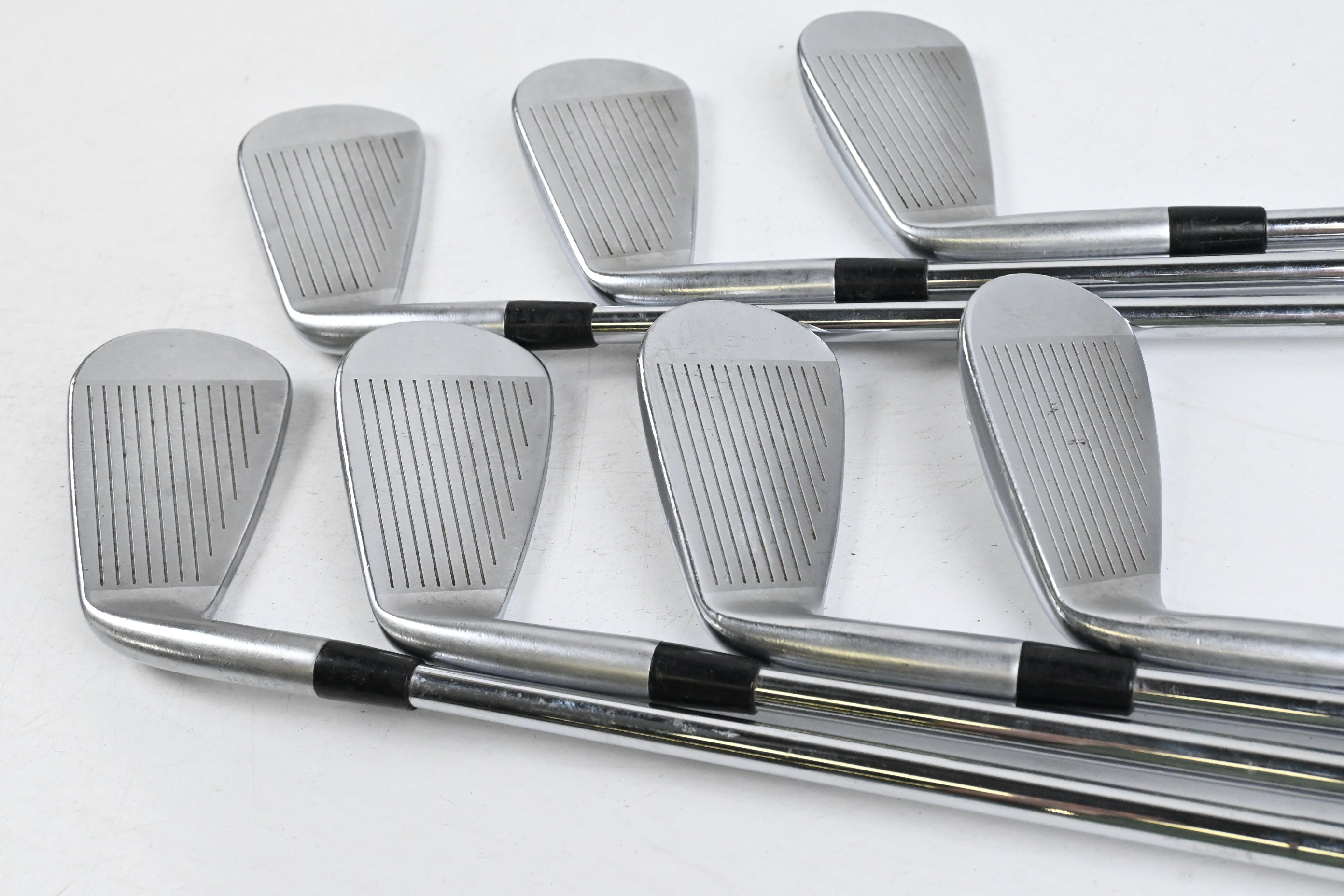 Mizuno JPX 900 Forged Irons / 5-PW+GW / Stiff Flex N.S.Pro Modus3 Tour 105
