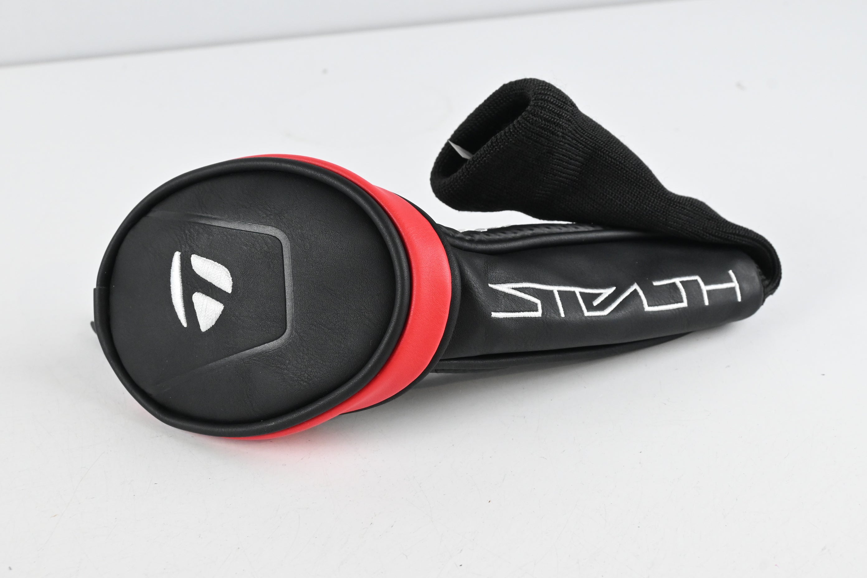 Taylormade Stealth #4 Hybrid / 22 Degree / Regular Flex Fujikura Ventus 6 Shaft