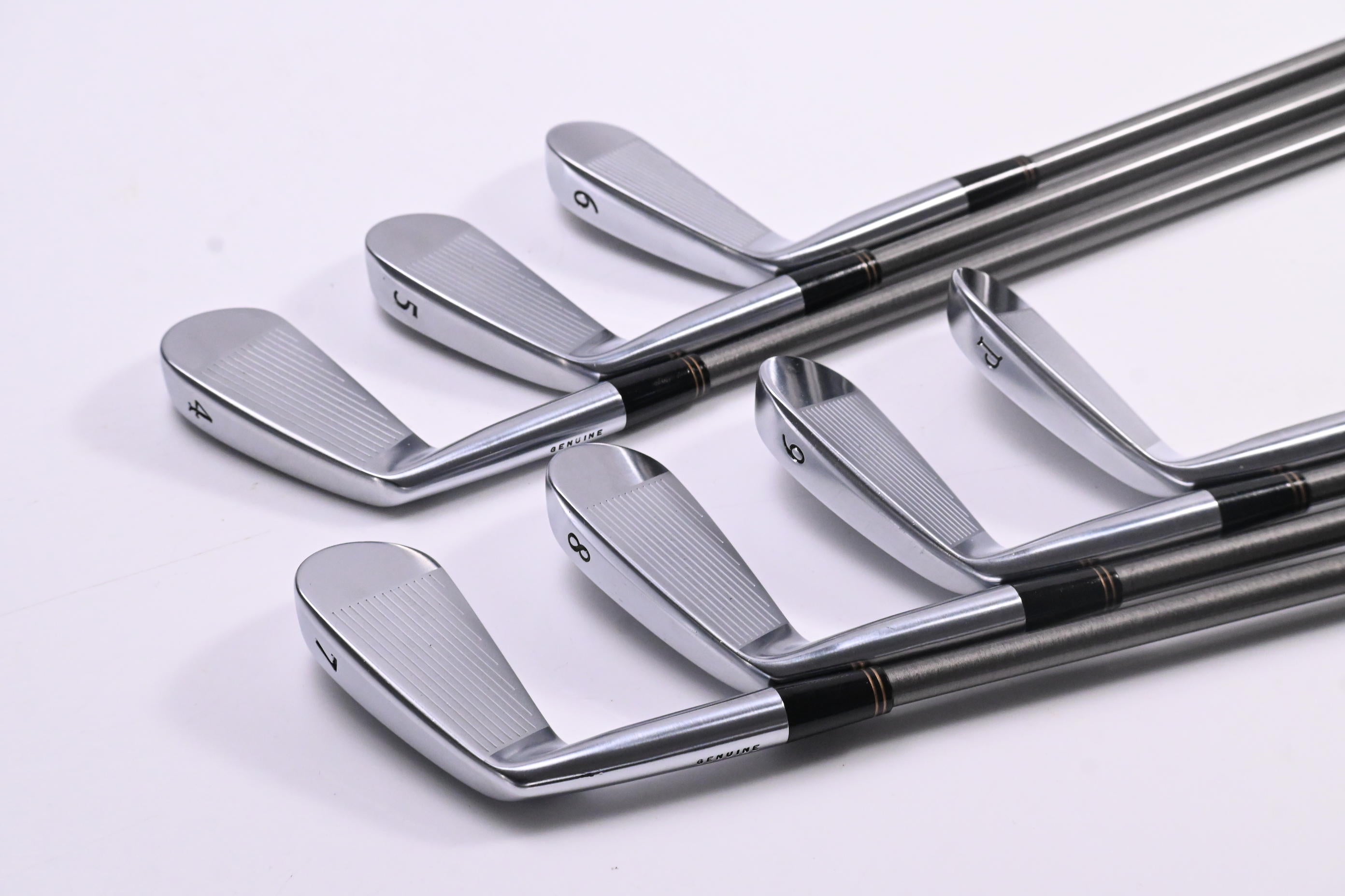 Miura MB-001 Irons / 4-PW / Stiff Flex Aerotech Steelfiber i95 Shafts