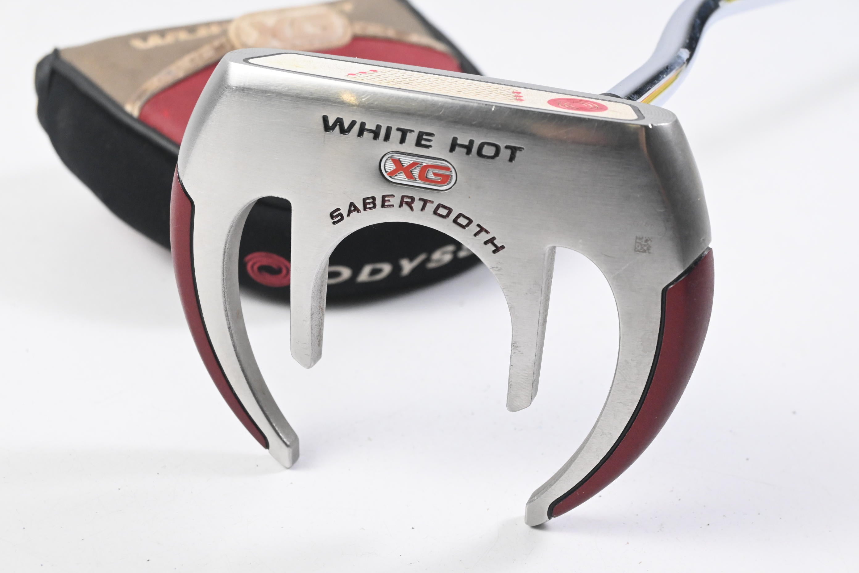 Odyssey White Hot XG Sabertooth Putter / 35 Inch