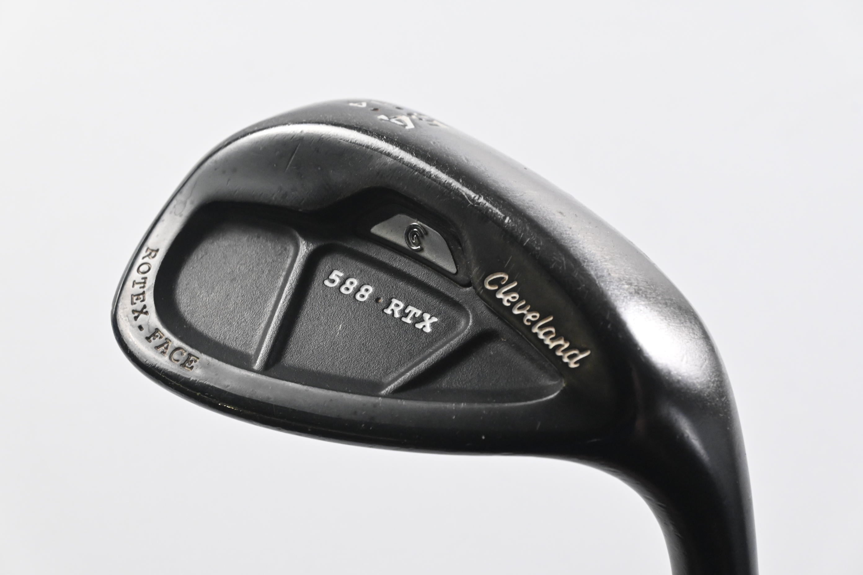 Cleveland 588 RTX Sand Wedge / 54 Degree / Wedge Flex Dynamic Gold Shaft