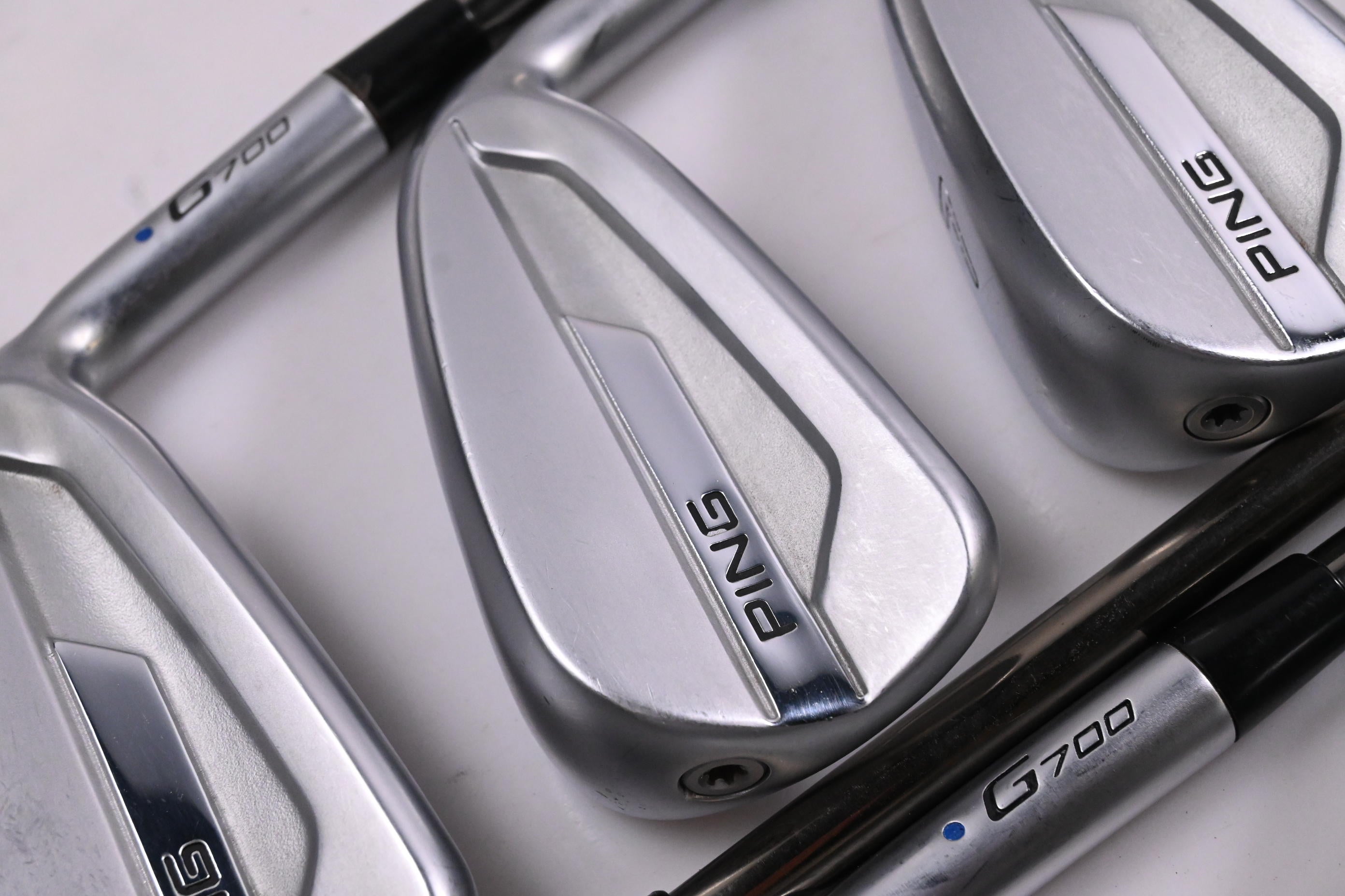 Ping G700 Irons / 5-PW+GW / Blue Dot / Regular Flex UST Mamiya Recoil ES 780
