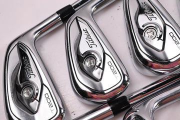 Titleist T200 2019 Irons / 4-PW+48° / Regular Flex AMT Black R300 Shafts