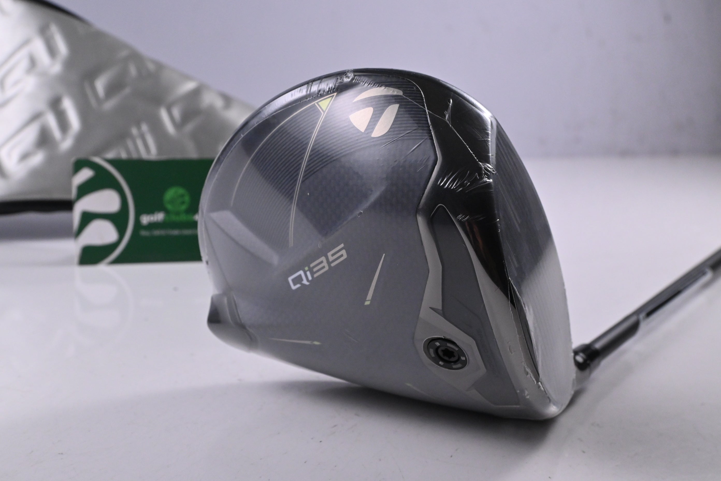 Taylormade Qi35 Driver / 9 Degree / Regular Flex Fujikura Ventus Blue '25 5