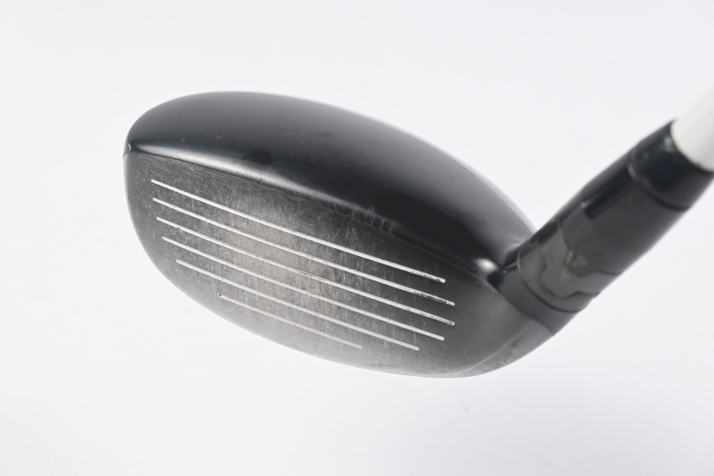 Titleist 915H #2 Hybrid / 18 Degree / Stiff Flex Aldila Rogue 95 MSI 85 Shaft