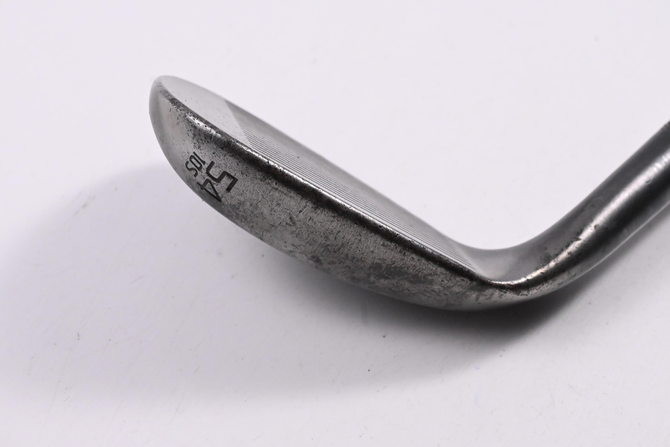 Tour Issue Titleist Vokey SM9 Sand Wedge / 54 Degree / X-Flex Dynamic Gold X100