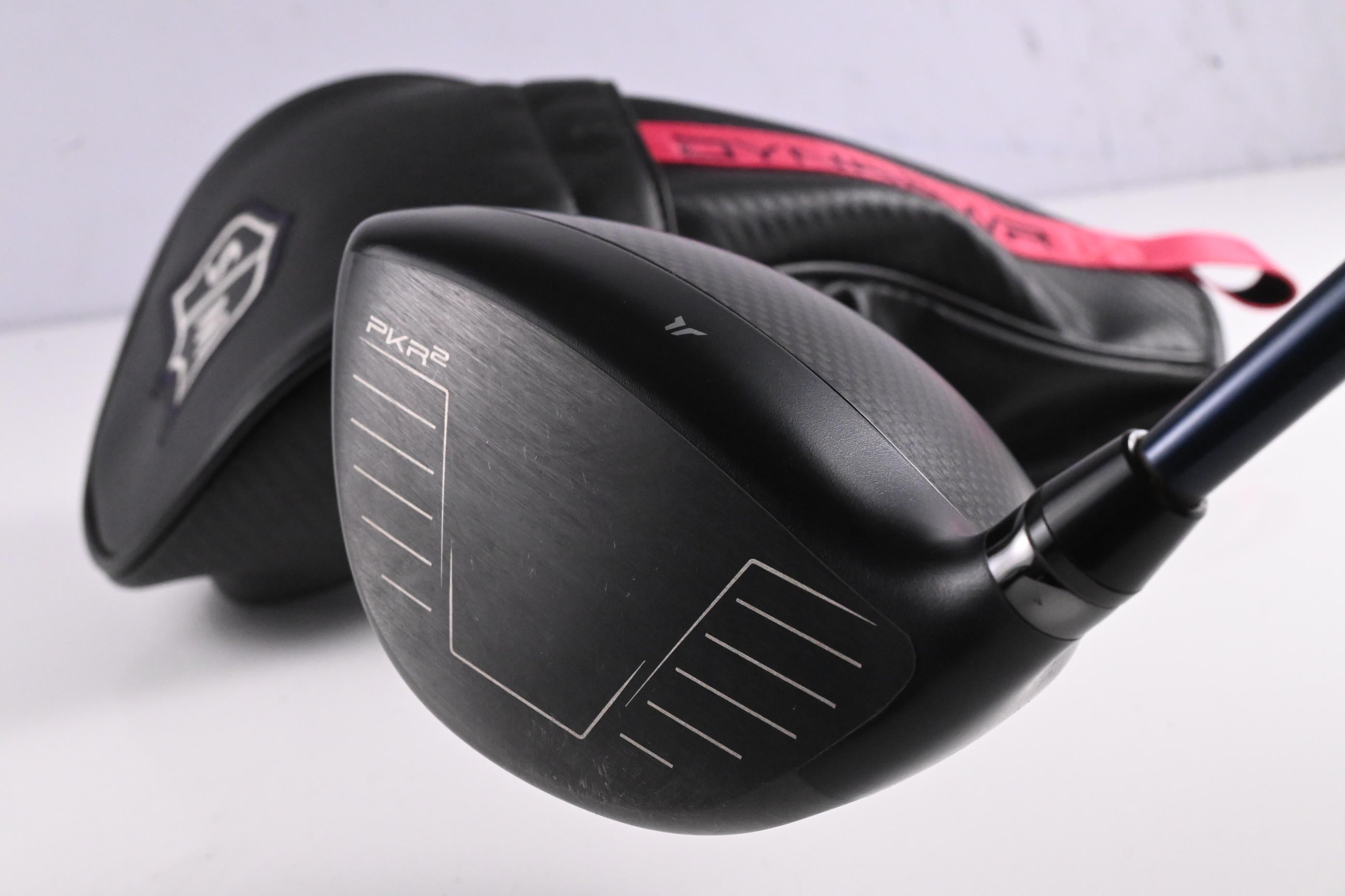 Wilson Dynapower Carbon 2023 Driver / 12 Degree / Regular Flex Ventus Blue 6