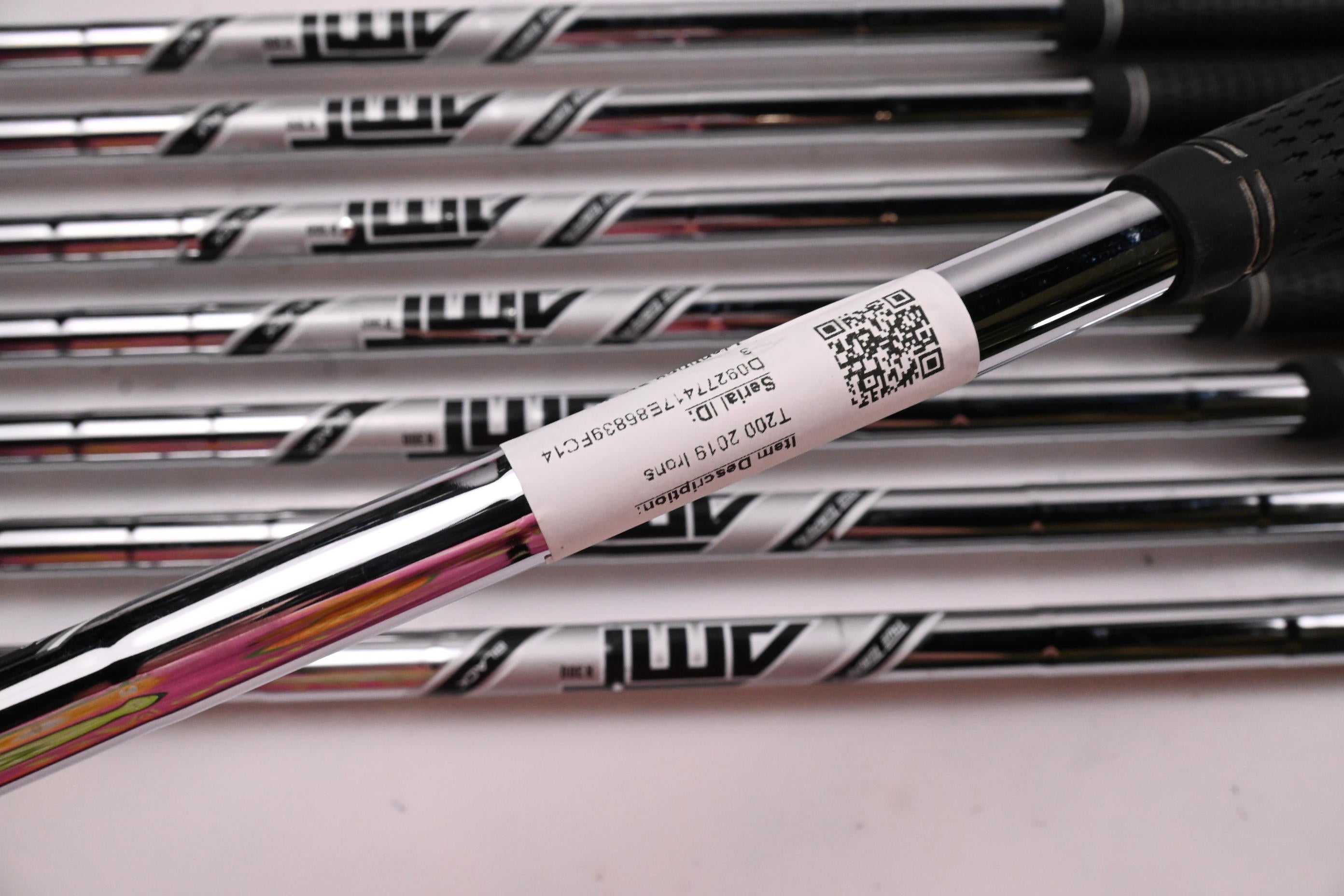Titleist T200 2019 Irons / 4-PW+48° / Regular Flex AMT Black R300 Shafts