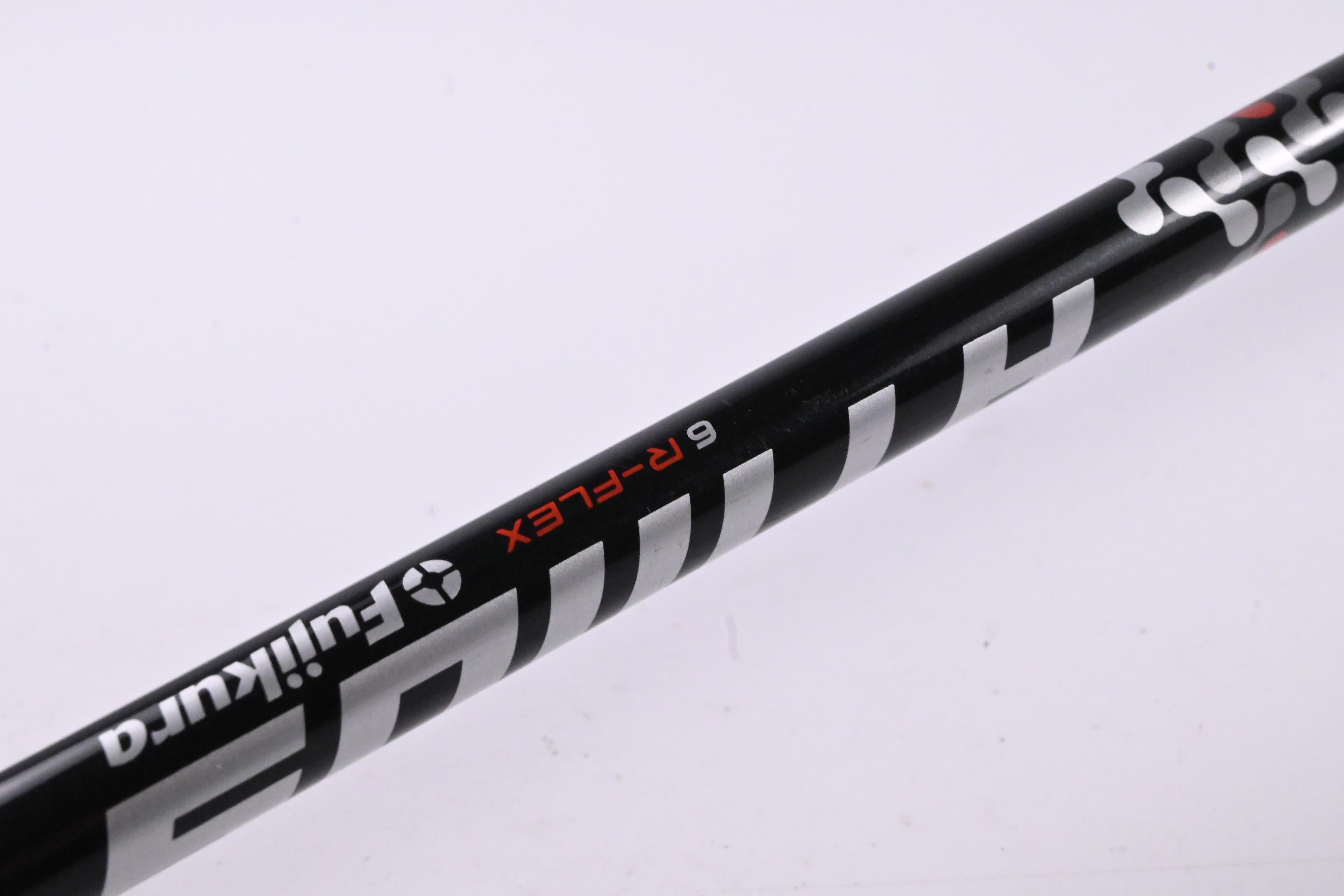 Taylormade M6 #4 Hybrid / 22 Degree / Regular Flex Fujikura Atmos Orange 6 Shaft