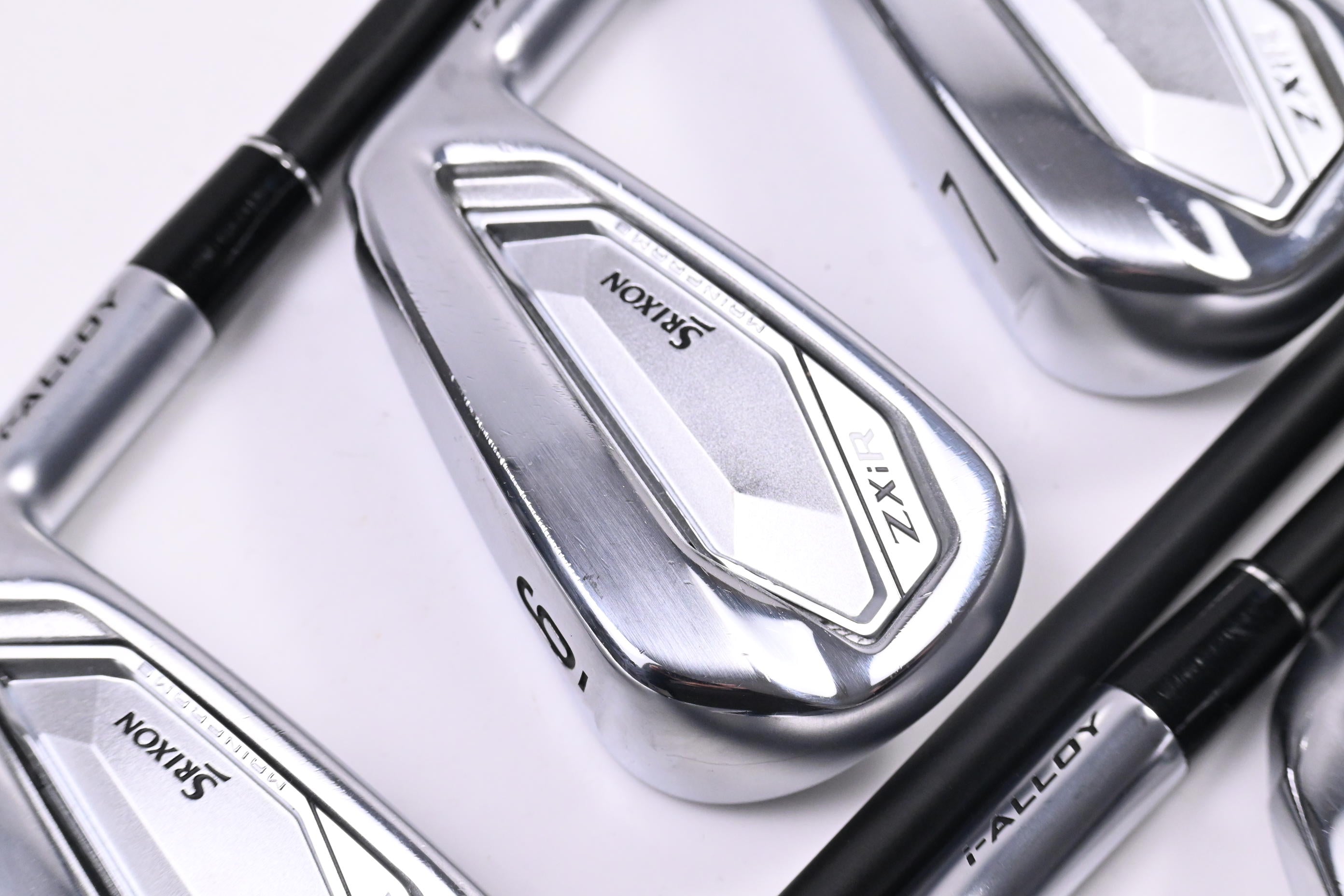 Srixon ZXiR Irons / 5-PW+AW / Regular Flex KBS PGI 60 Shafts