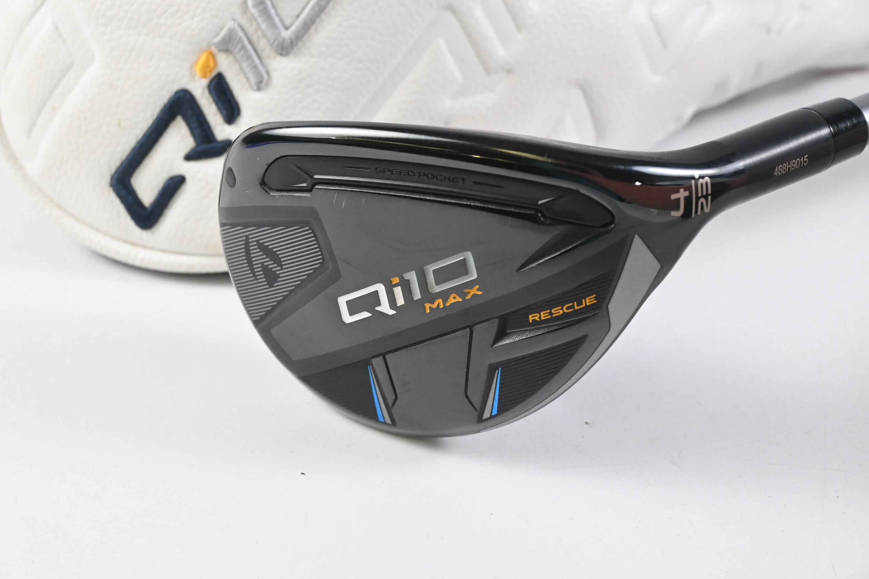 Taylormade Qi10 Max #4 Hybrid / 23 Degree / Senior Flex Fujikura Speeder NX