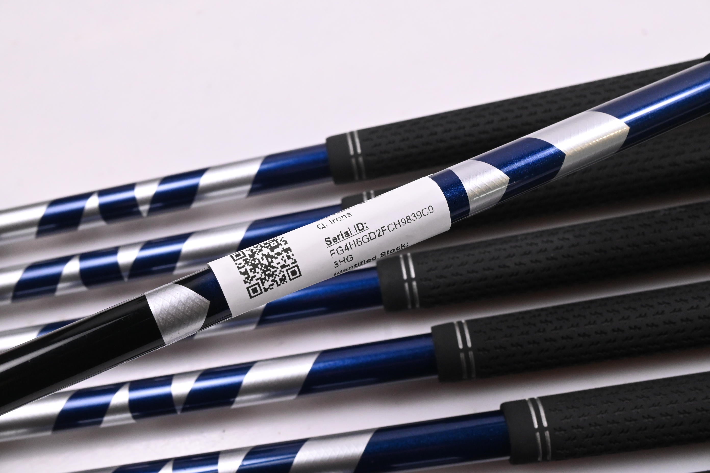 Taylormade Qi Irons / 5-PW+GW / Senior Flex Fujikura Ventus TR Blue 5 Shafts