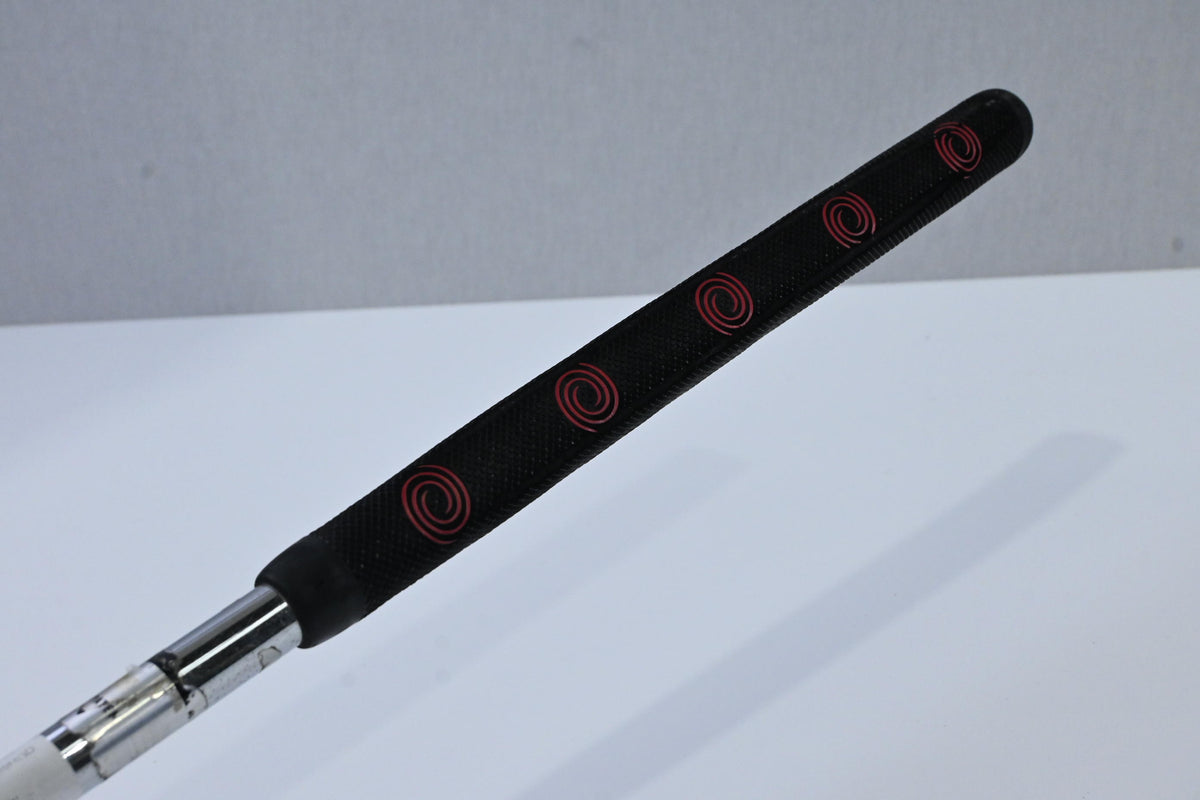 Yes! C-Groove Victoria II Putter / 34 Inch