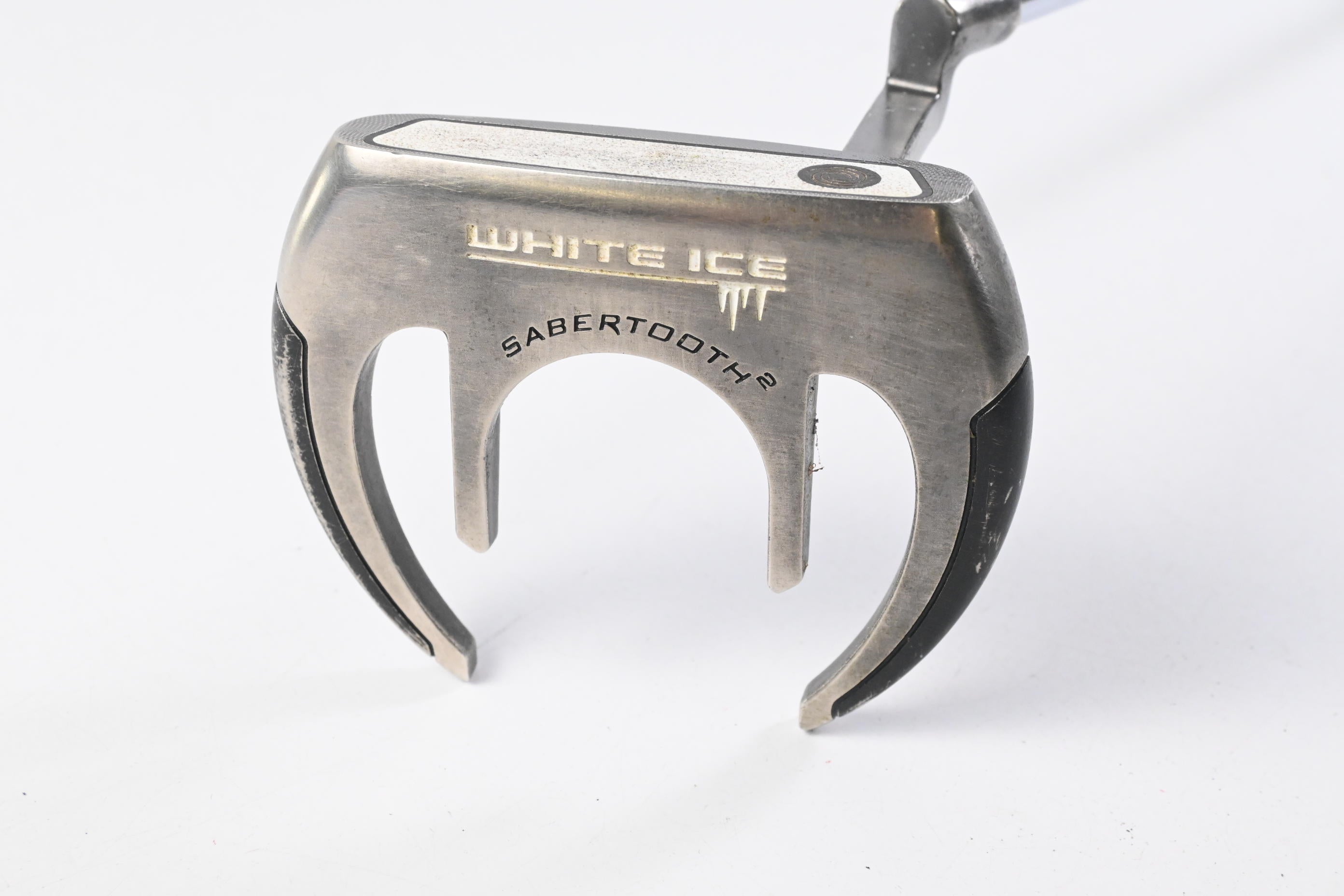 Odyssey White Ice Sabertooth 2 Putter / 34 Inch