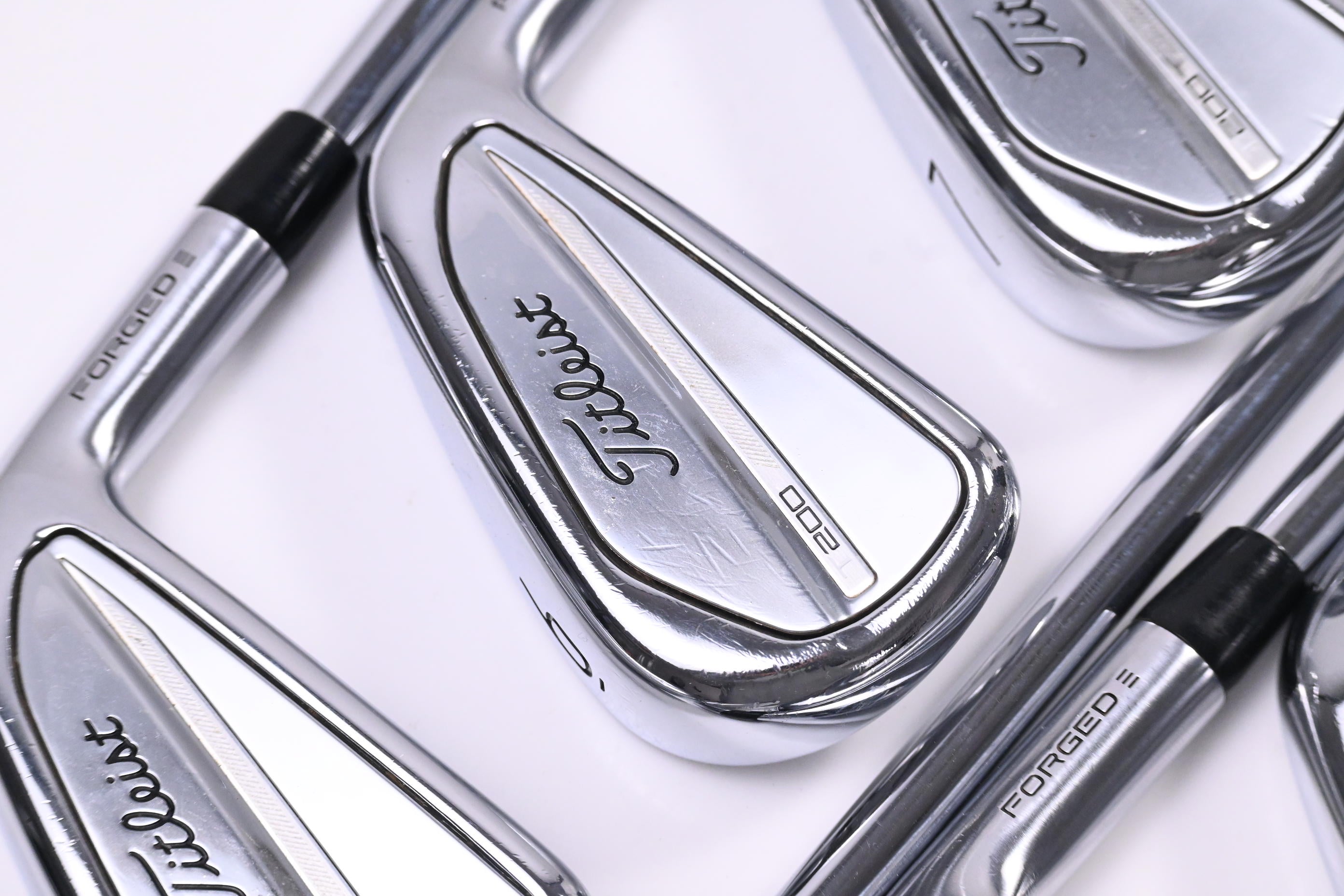 Titleist T200 2023 Irons / 5-PW+48° / Stiff Flex AMT Red S300 Shafts