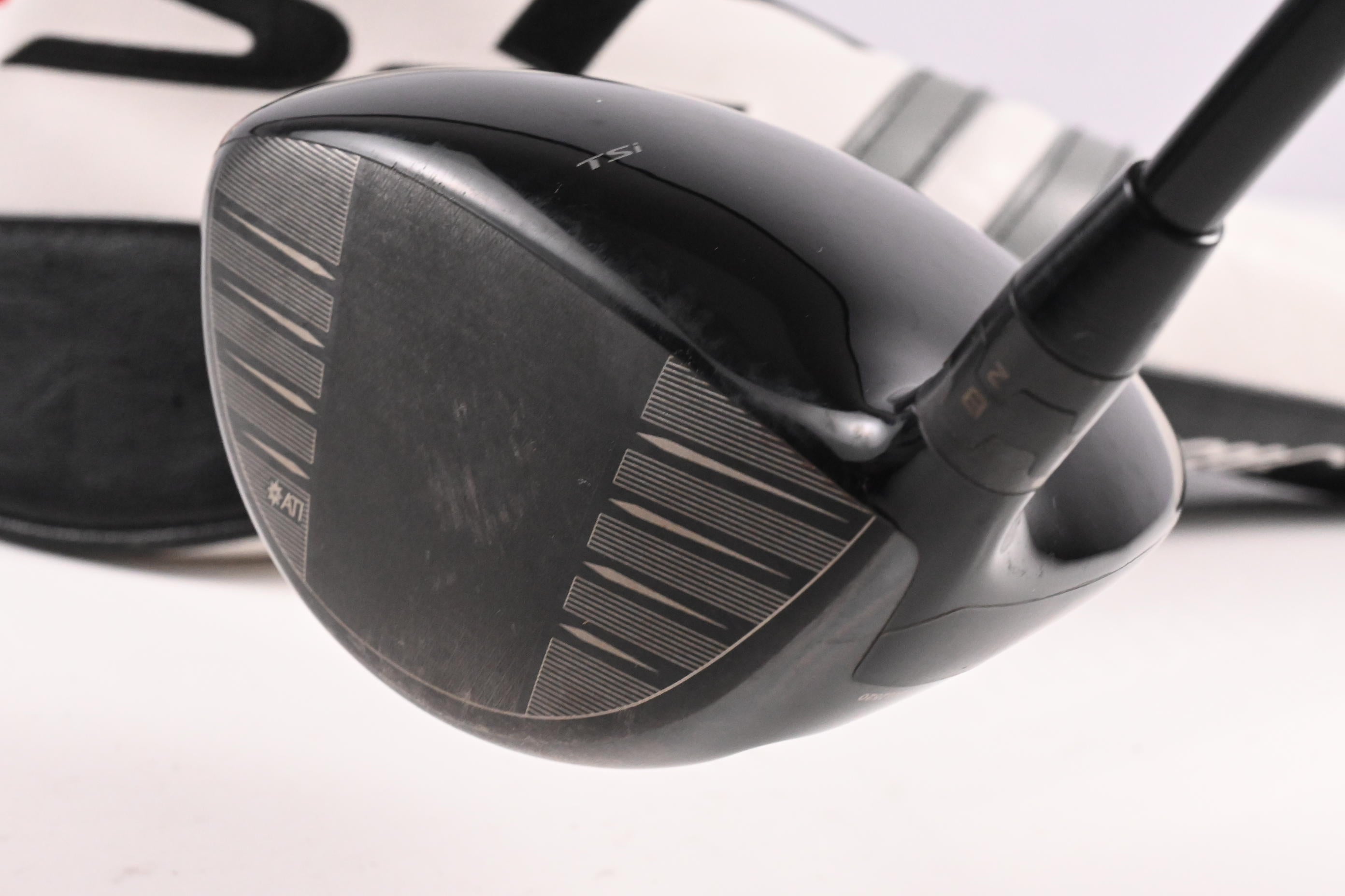 Titleist TSi2 Driver / 10 Degree / Stiff Flex Mitsubishi Tensei AV Blue 55 Shaft