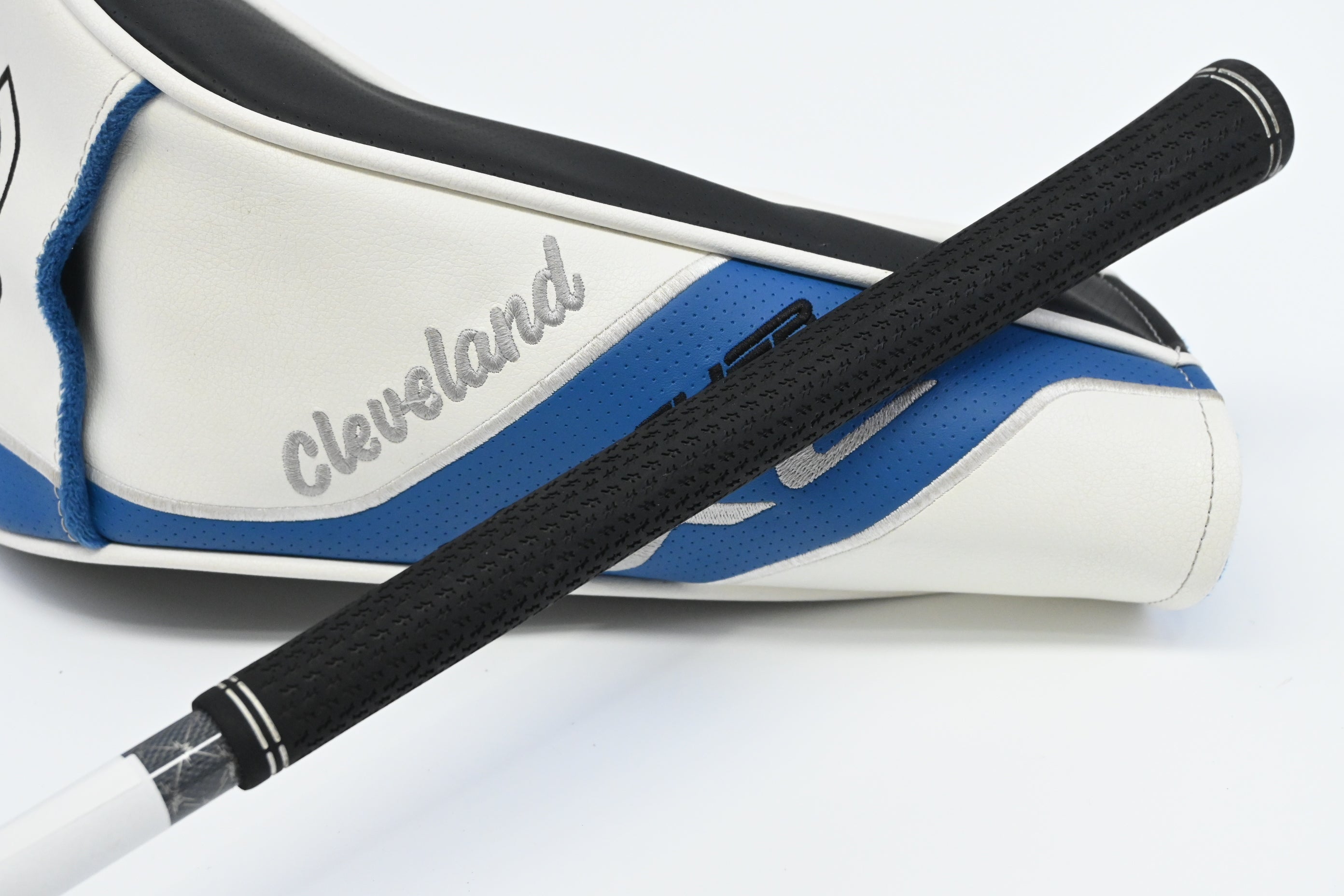 Cleveland Launcher XL 2 Driver / 9-12 Degree / Regular Flex Tensei AV Blue 55