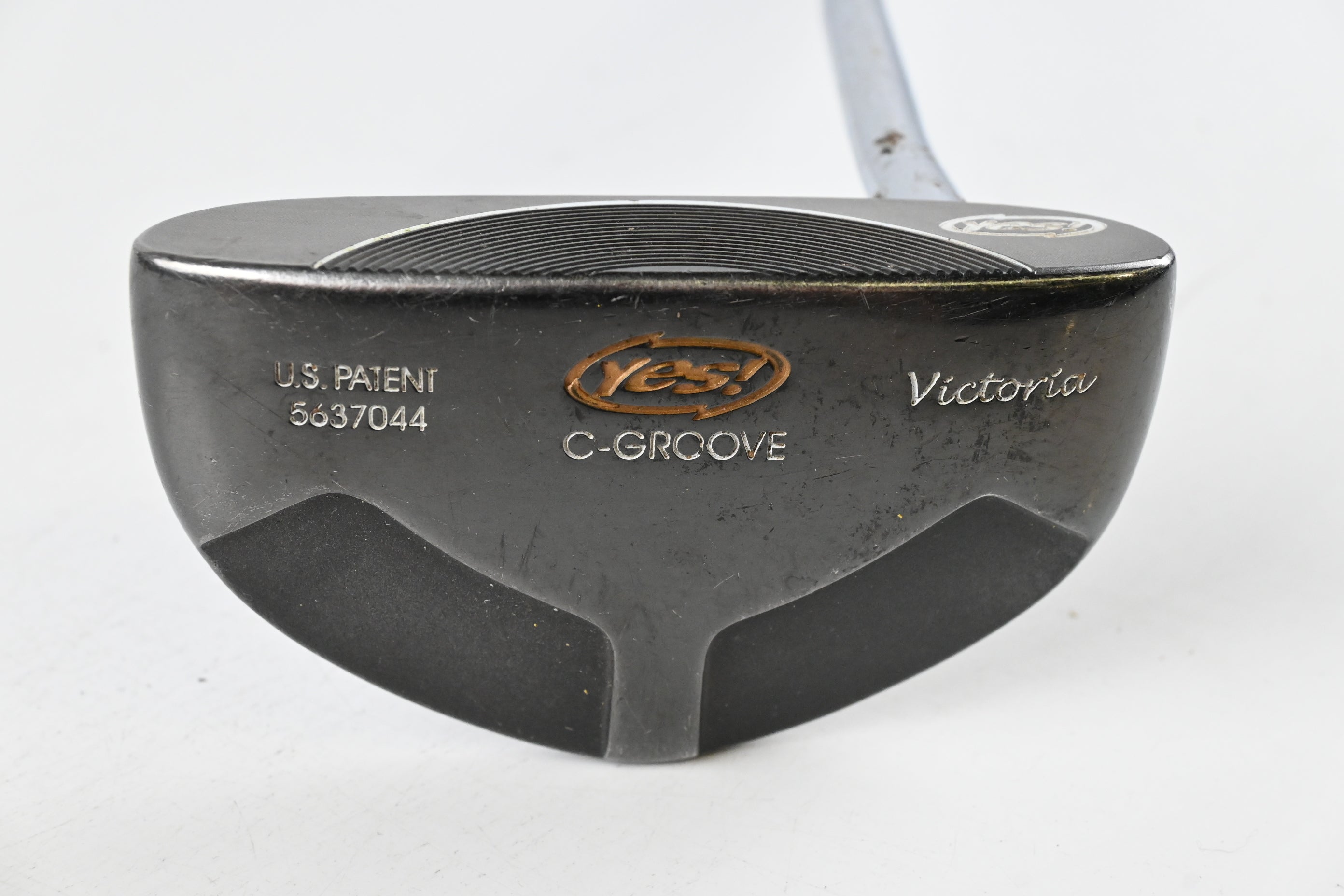 Yes! C-Groove Victoria Putter / 33 Inch
