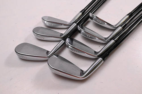 Mizuno Pro 243 Irons / 5-PW+GW / Stiff Flex MMT 85 Shafts