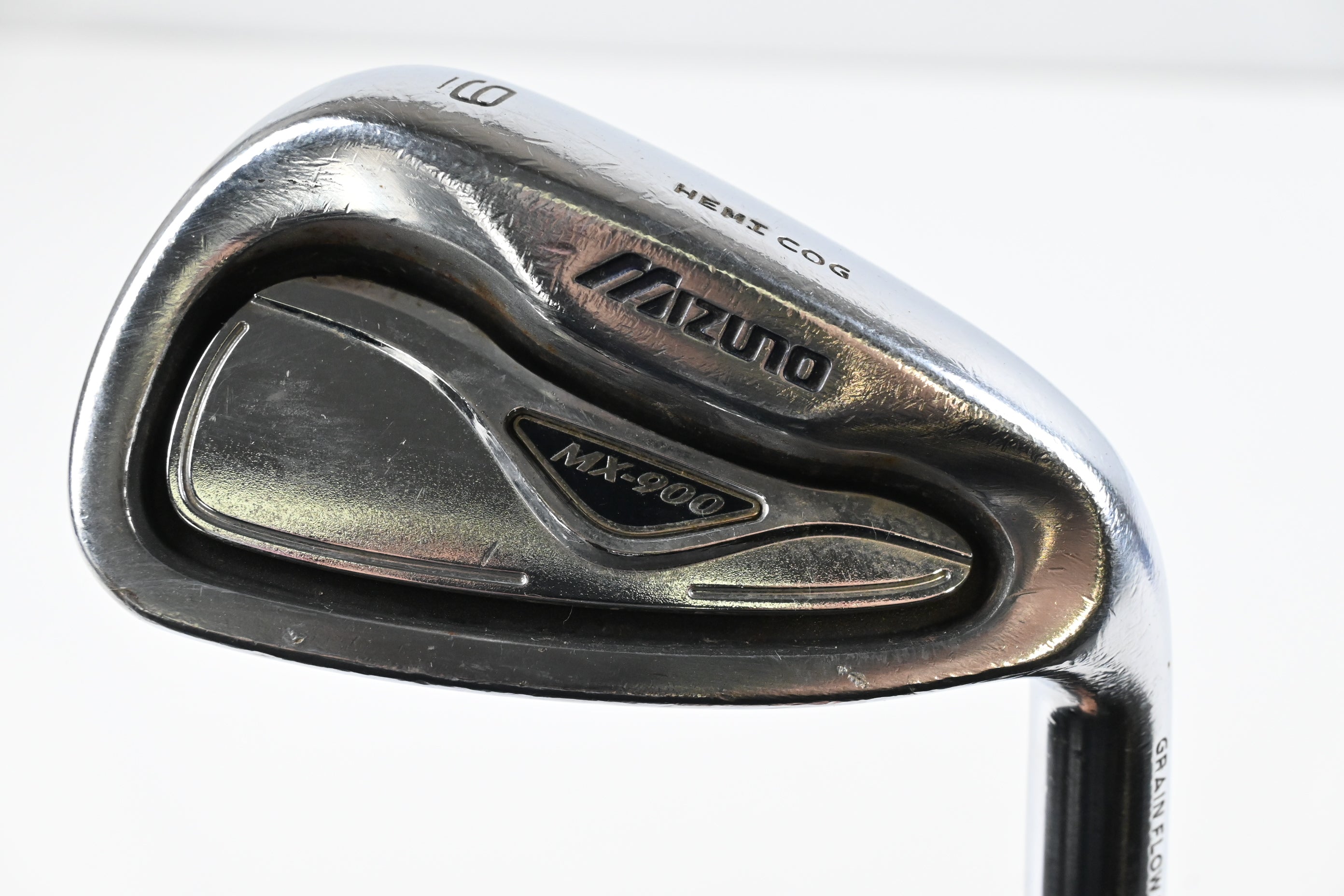 Mizuno MX-900 #9 Iron / Regular Flex Dynamic Gold Lite R300 Shaft