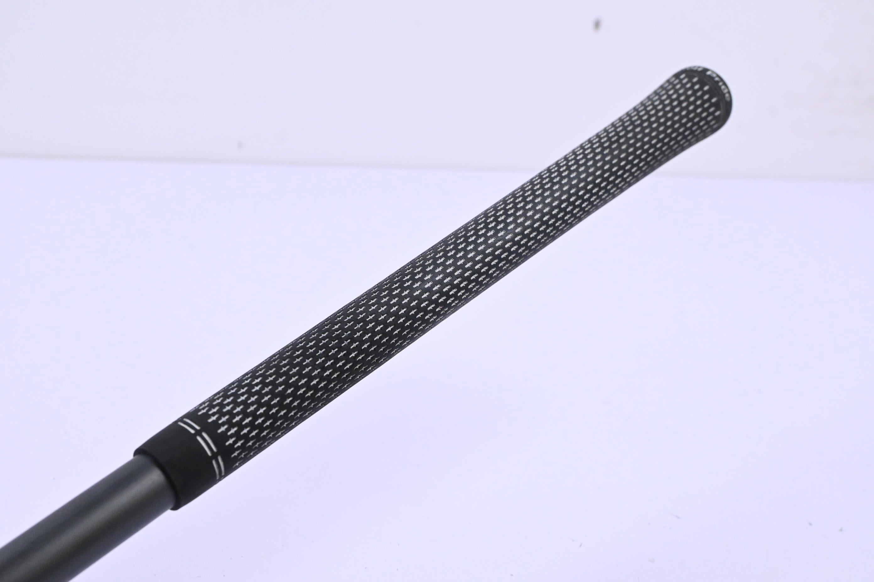 Titleist U510 #2 Iron / 18 Degree / Stiff Flex HZRDUS Smoke Black 80 Shaft