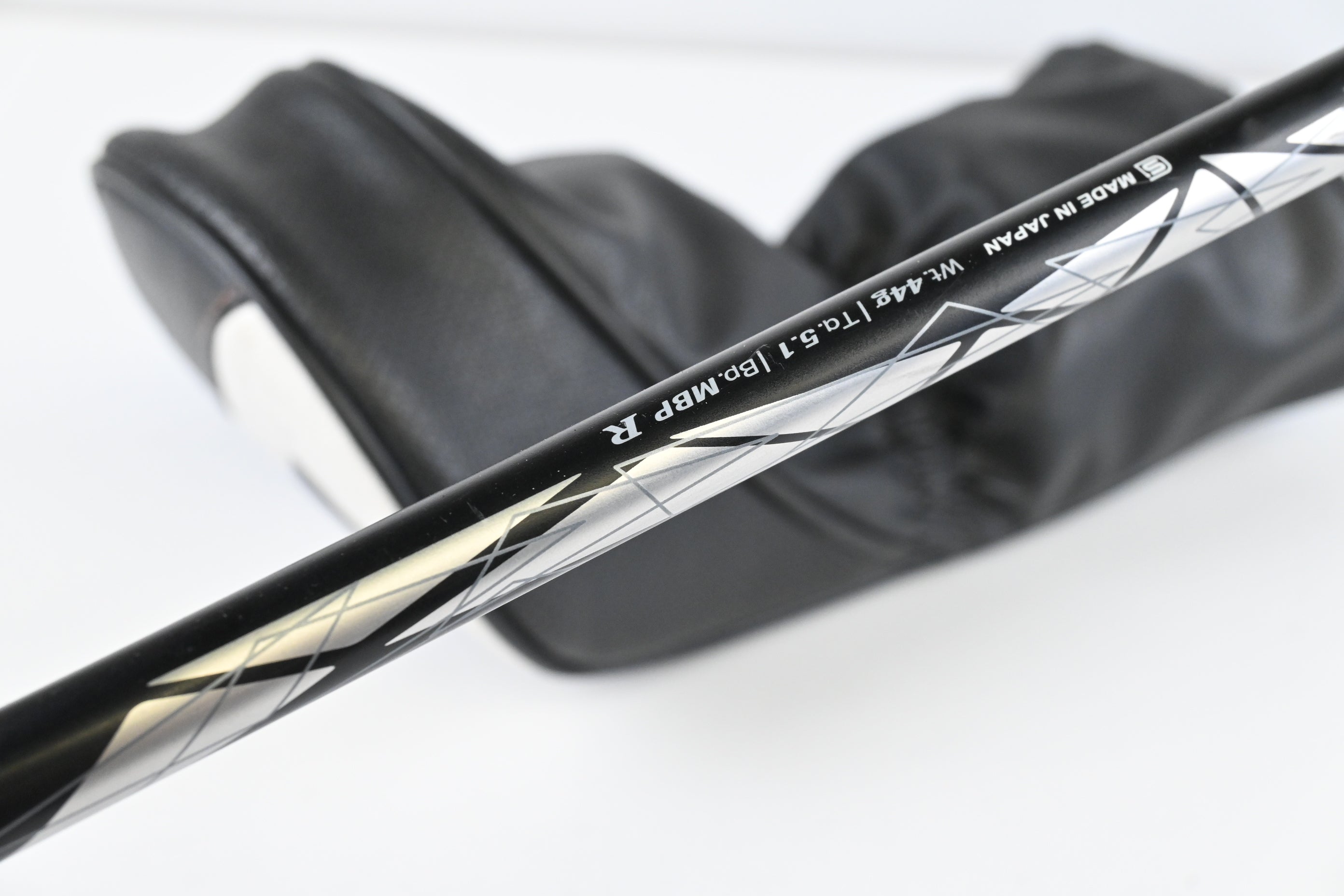 XXIO X Black Driver / 10.5 Degree / Regular Flex Miyazaki AX-1 44 Shaft