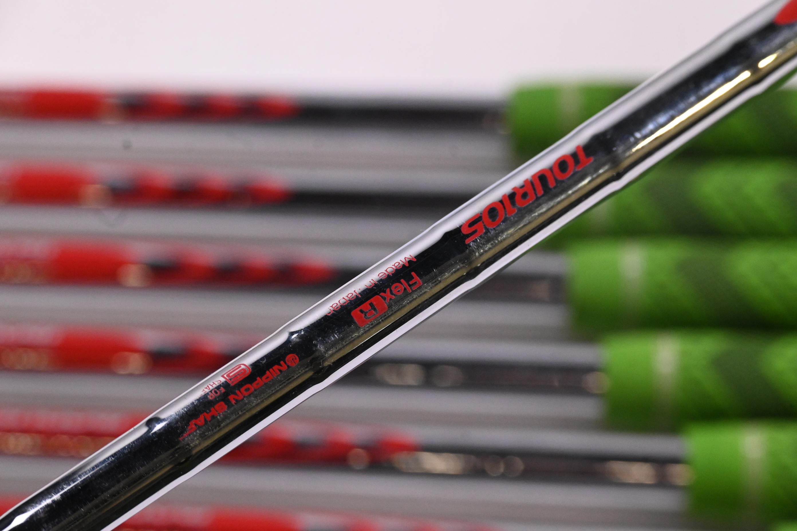 Taylormade P790 2025 Irons / 4-PW+GW / Regular Flex N.S.Pro Modus³ Tour 105