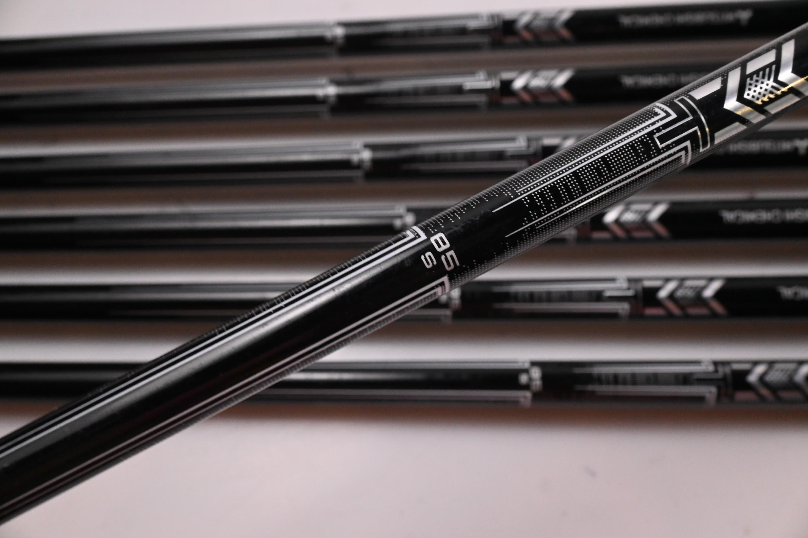 Mizuno Pro 243 Irons / 5-PW+GW / Stiff Flex MMT 85 Shafts