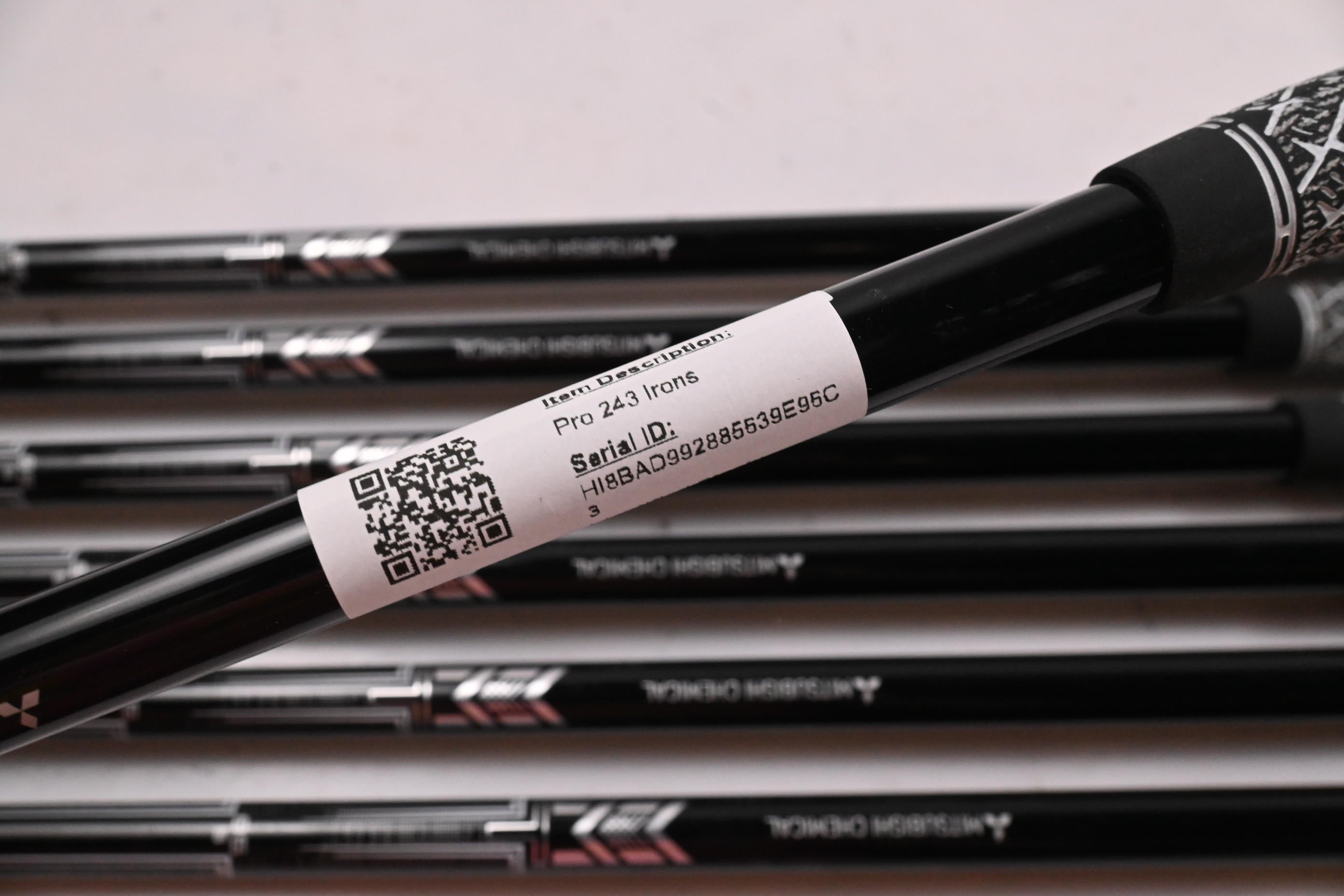 Mizuno Pro 243 Irons / 5-PW+GW / Stiff Flex MMT 85 Shafts