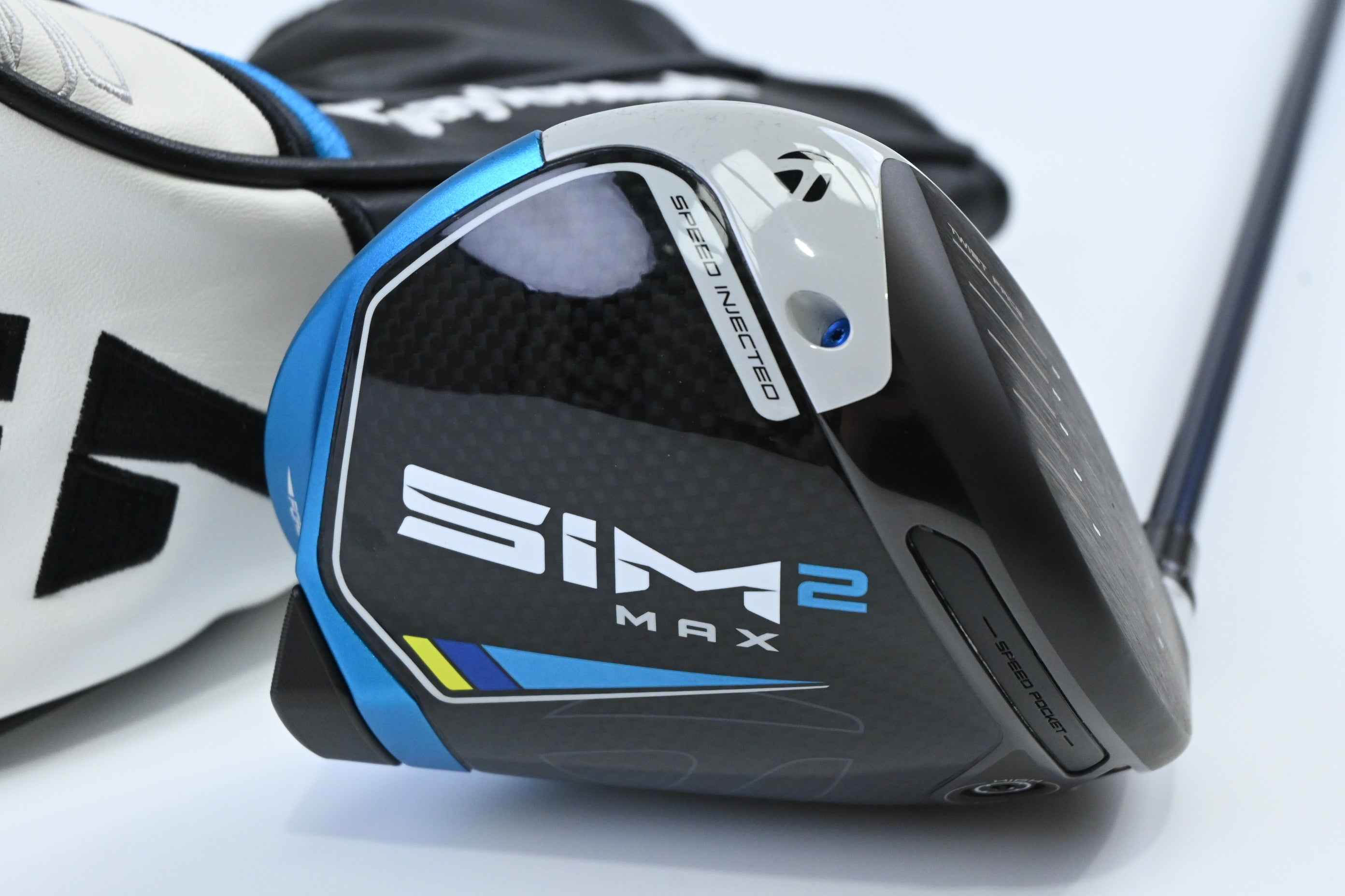 Taylormade SIM2 Max Driver / 10.5 Degree / Stiff Flex Fujikura Ventus Blue 5