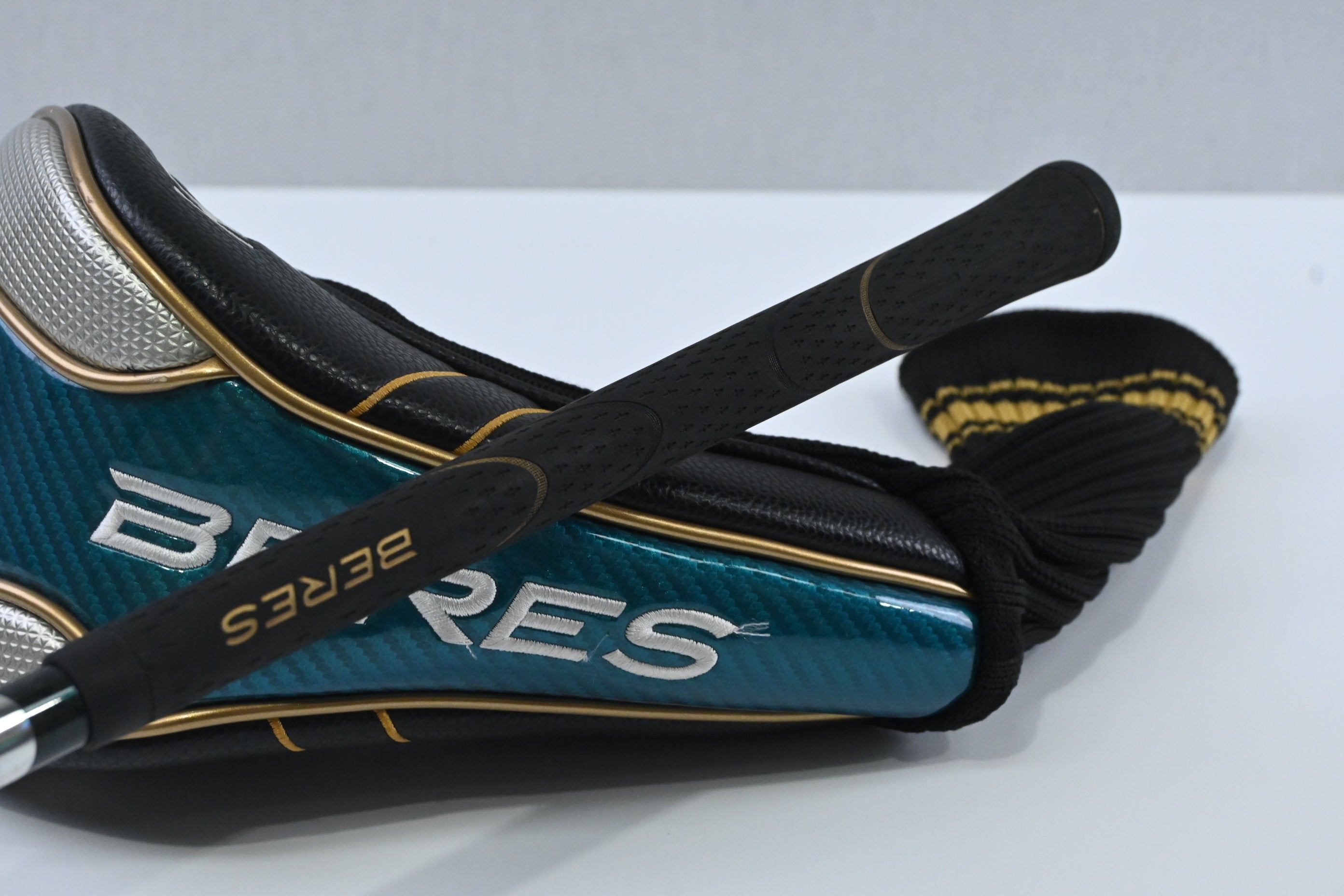 Honma Beres E-06 Driver / 11.5 Degree / Regular Flex Honma Armrq X 43 Shaft