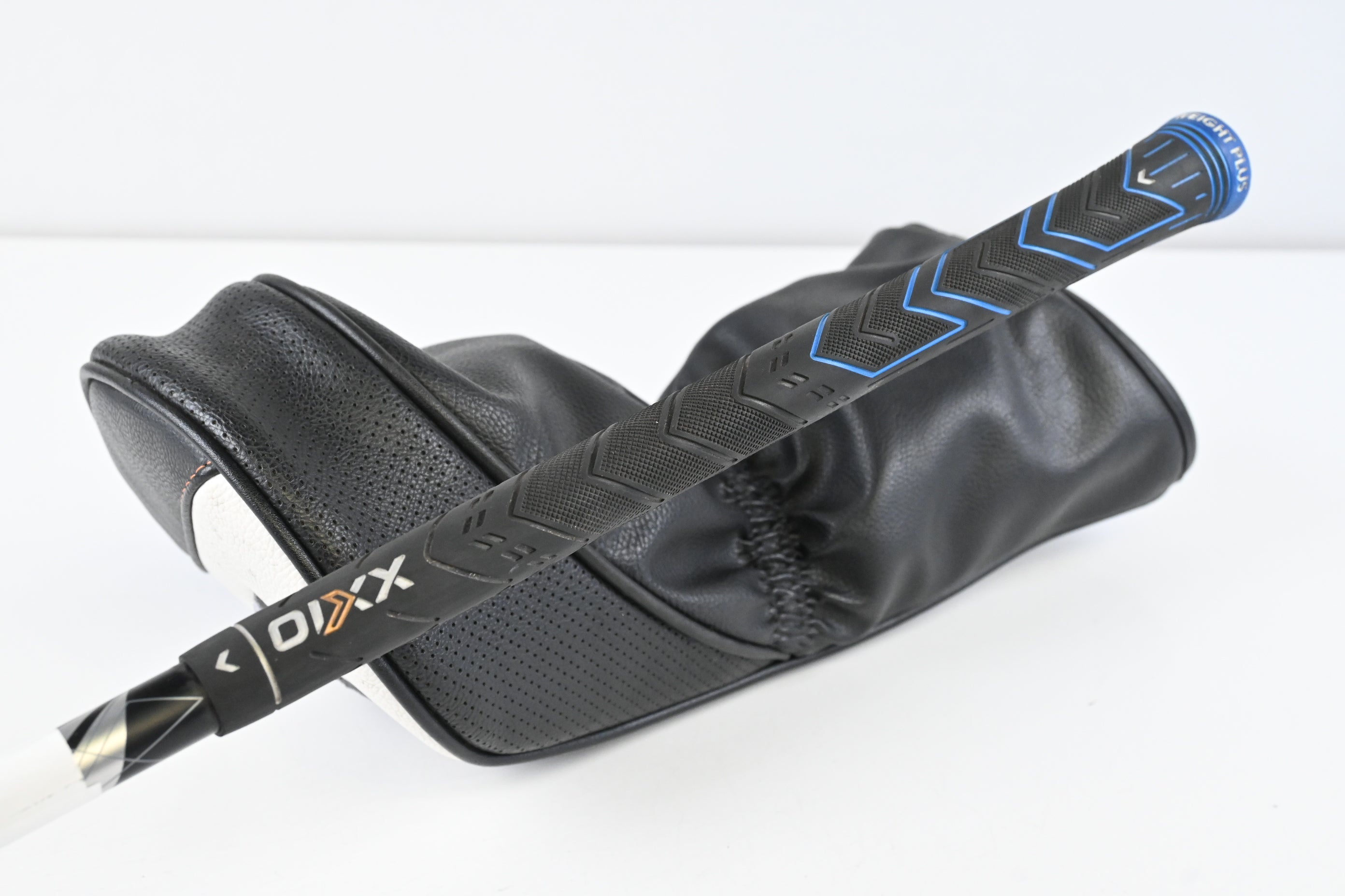 XXIO X Black Driver / 10.5 Degree / Regular Flex Miyazaki AX-1 44 Shaft