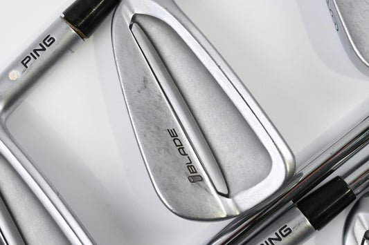 Ping iBlade Irons / 4-PW / White Dot / Regular Flex Ping CFS Distance Shafts