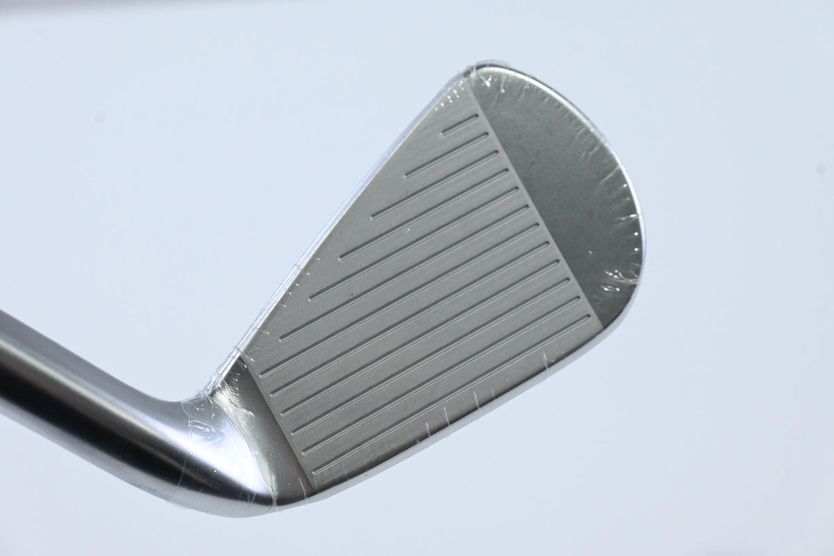 Srixon ZXiU #2 Iron / 18 Degree / Stiff Flex MMT HY 80 Shaft