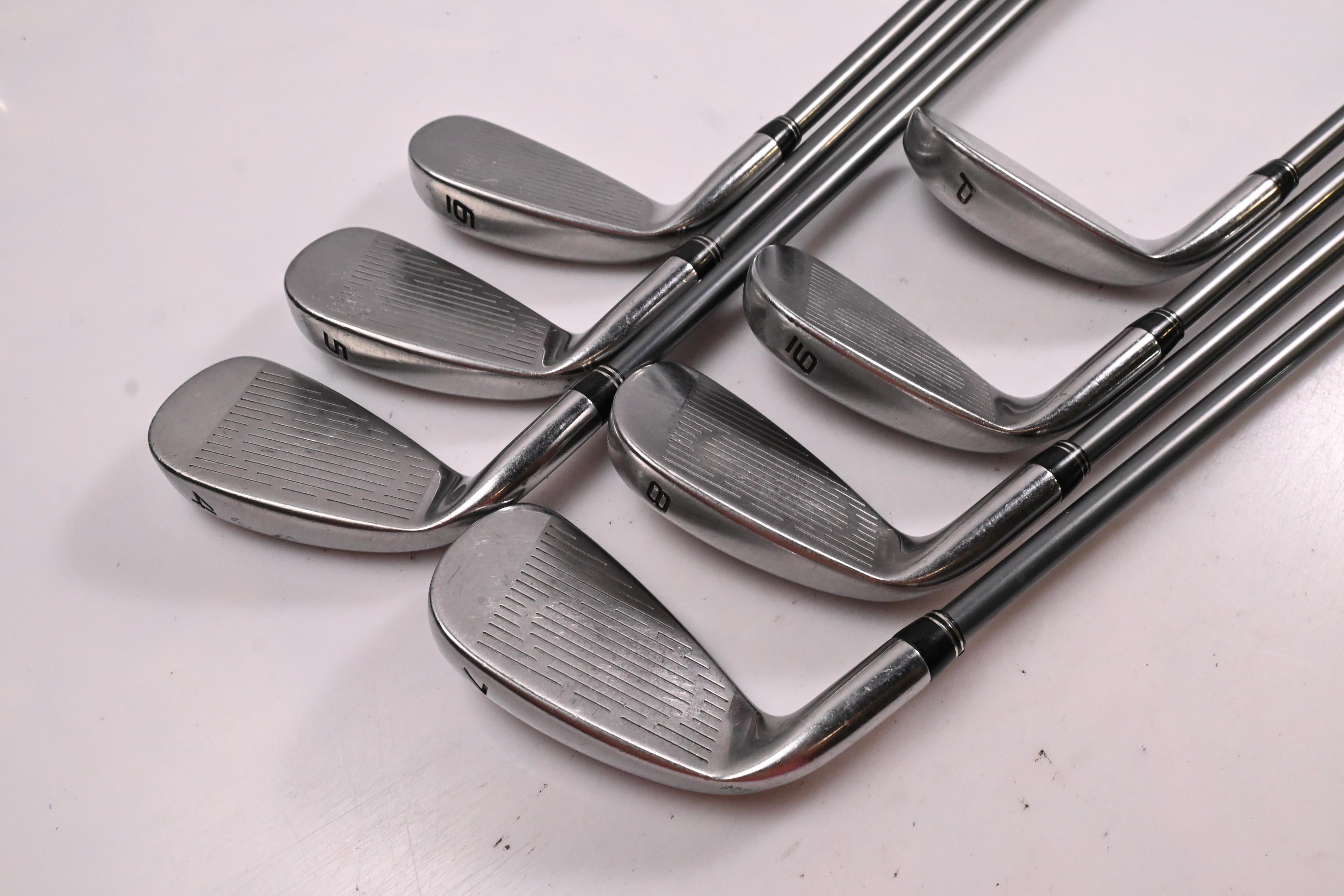 Cobra FP Irons / 4-PW / Stiff Flex Aldila NV HL 70 Shafts