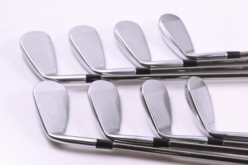 Mizuno JPX 923 Hot Metal Irons / 5-PW+GW+SW / Regular Flex UST Recoil 95