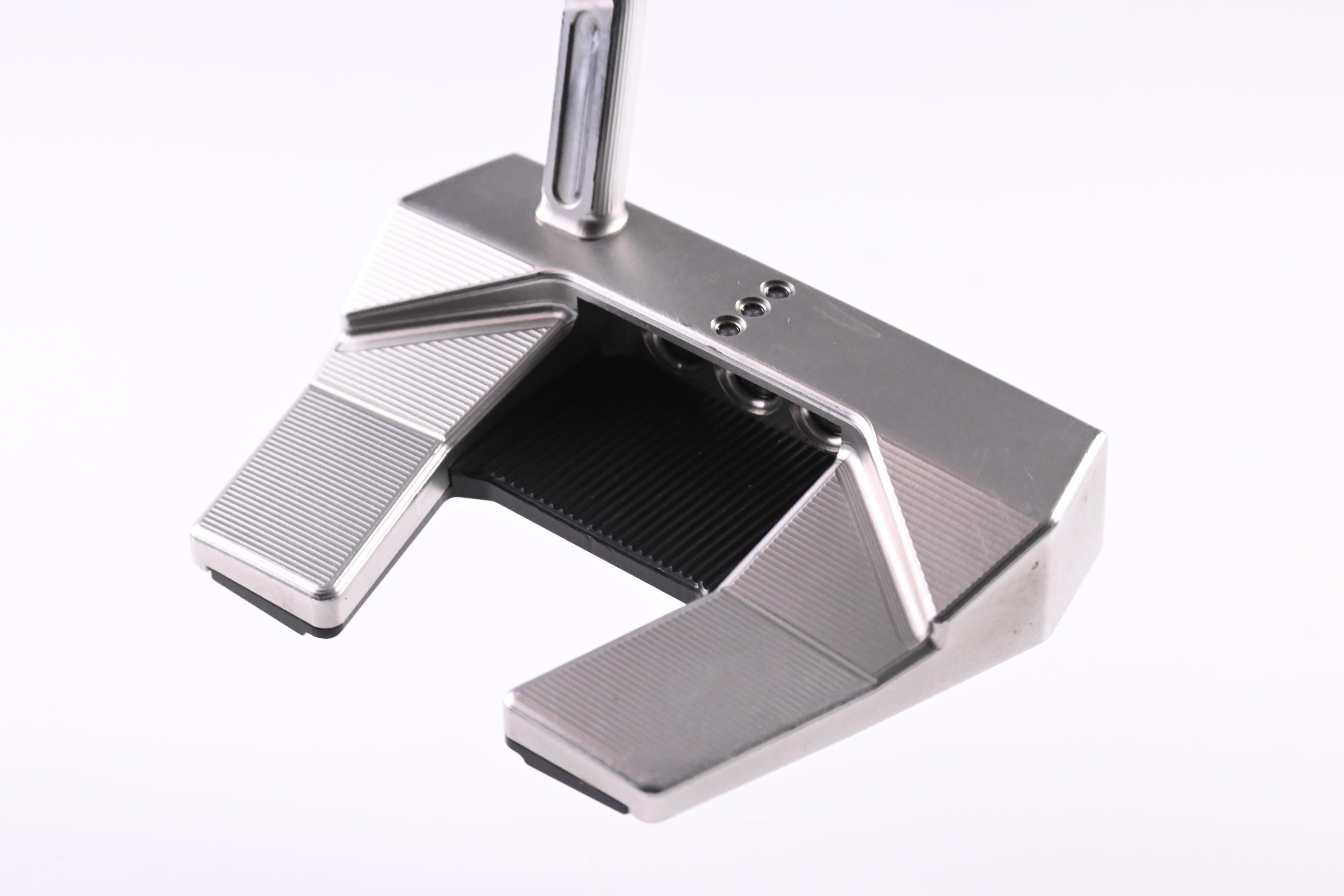 Scotty Cameron 2024 Phantom 5.5 Putter / 32 Inch