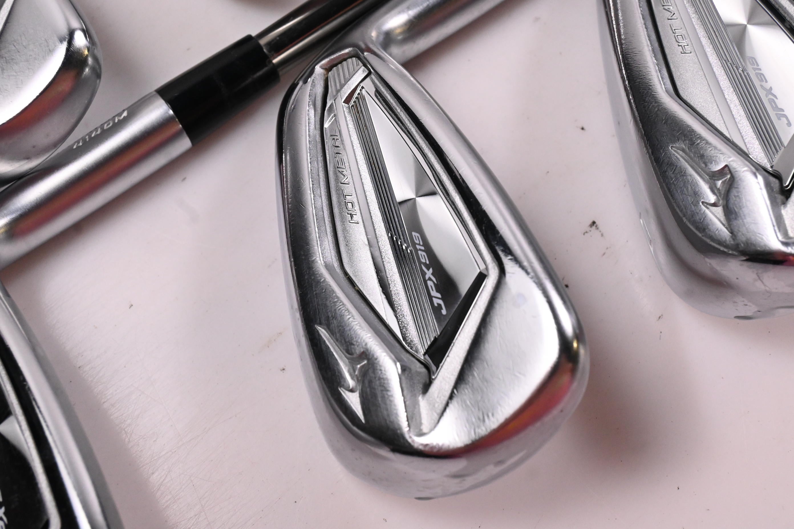 Mizuno JPX 919 Hot Metal Irons / 6-PW / Regular Flex UST Recoil ESX 460 Shafts