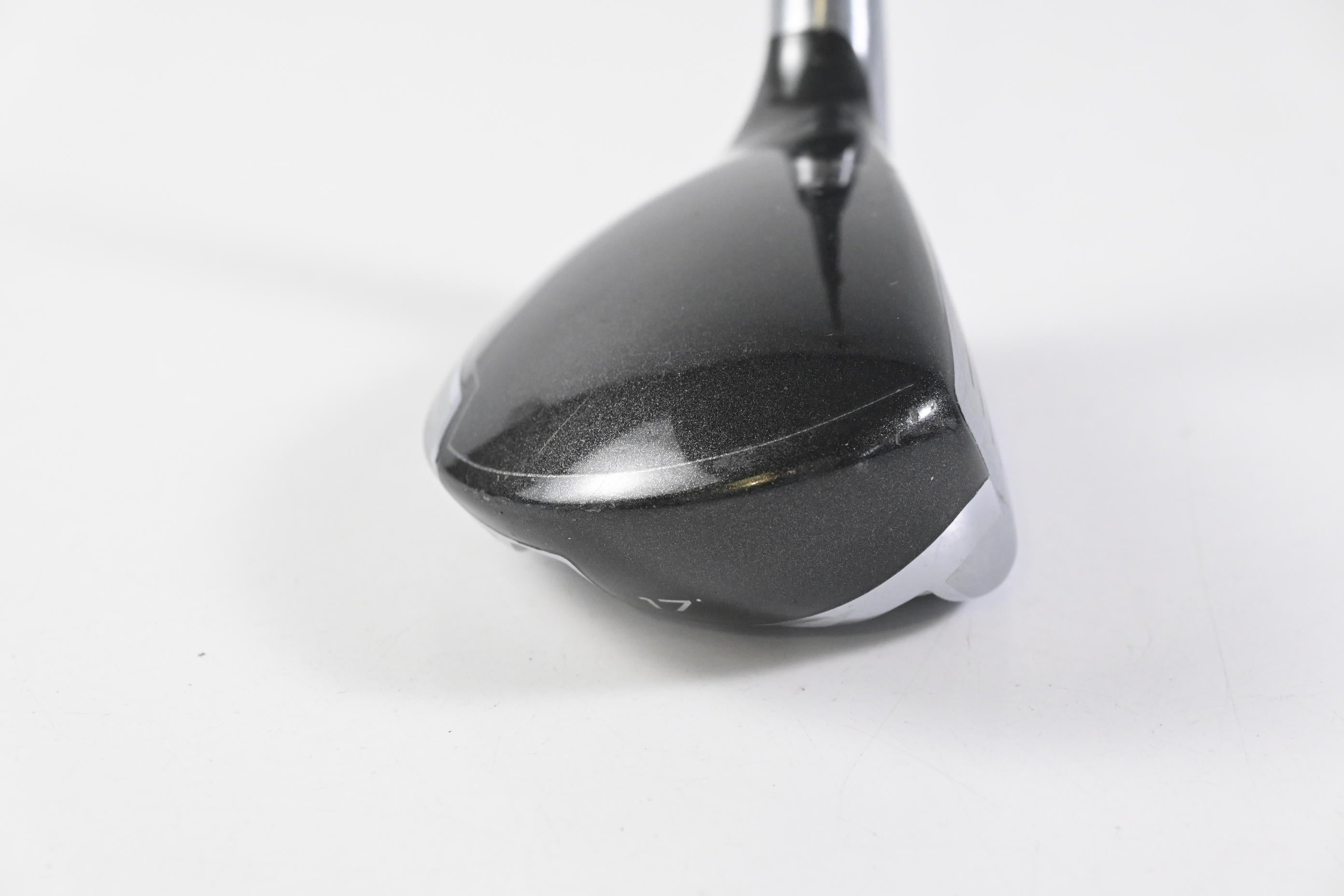 Taylormade SLDR #2 Hybrid / 17 Degree / Stiff Flex Fujikura Speeder 82 Shaft