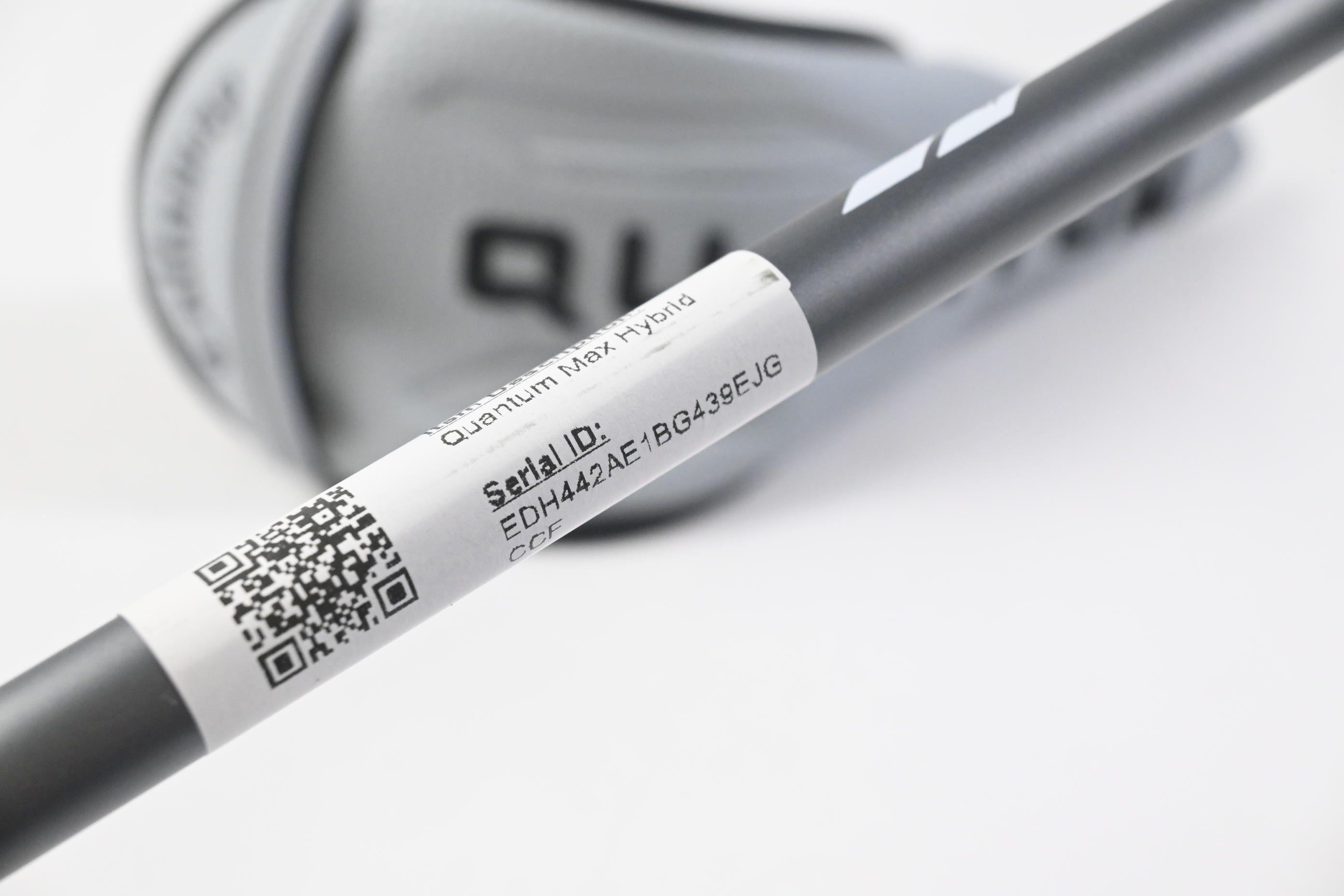Callaway Quantum Max #4 Hybrid / 21 Degree / Stiff Flex Denali Frost Silver 70